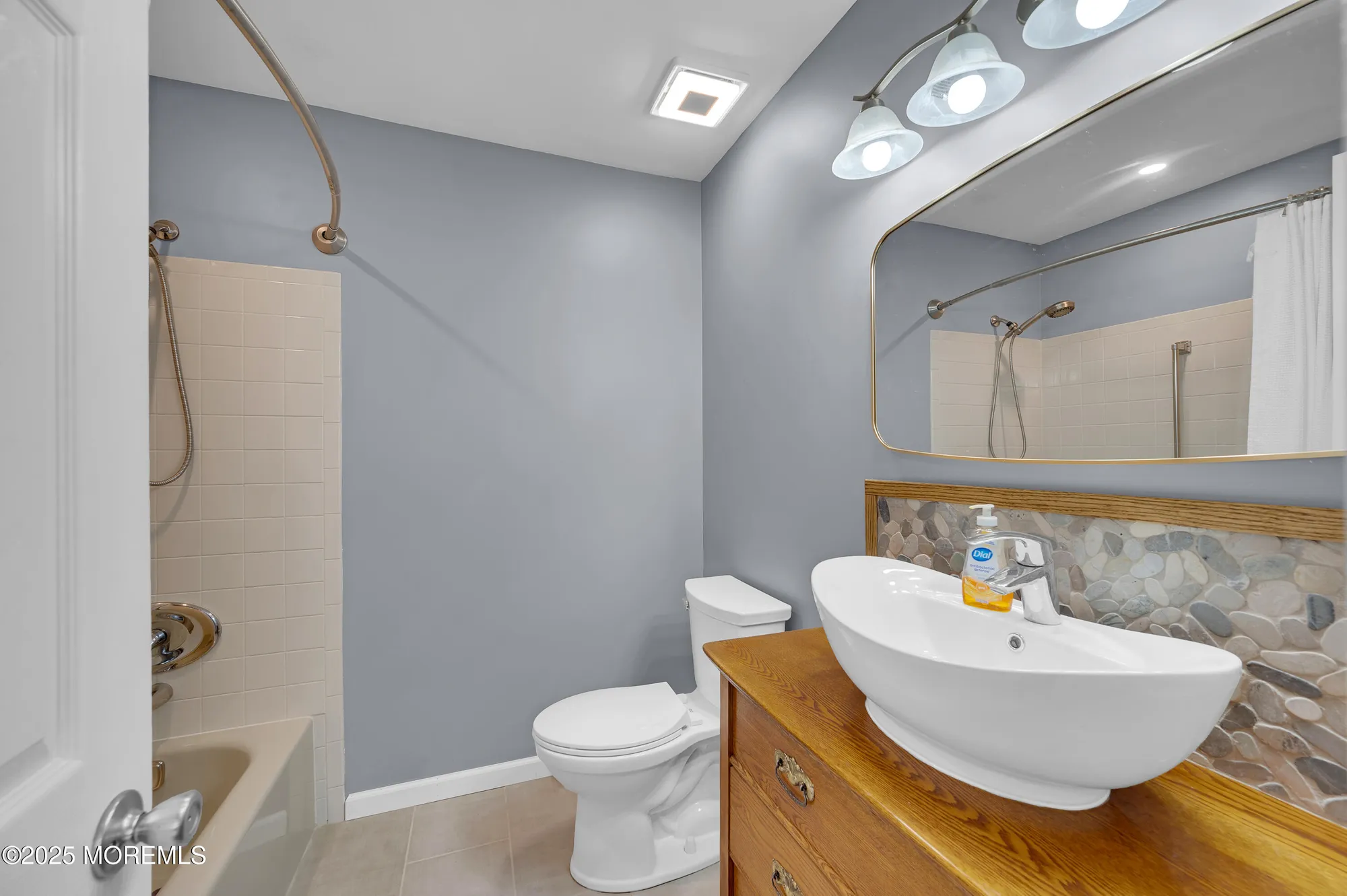 Property Slideshow image 18 of 19 | 71 troumaka st, Toms River, NJ, 08757