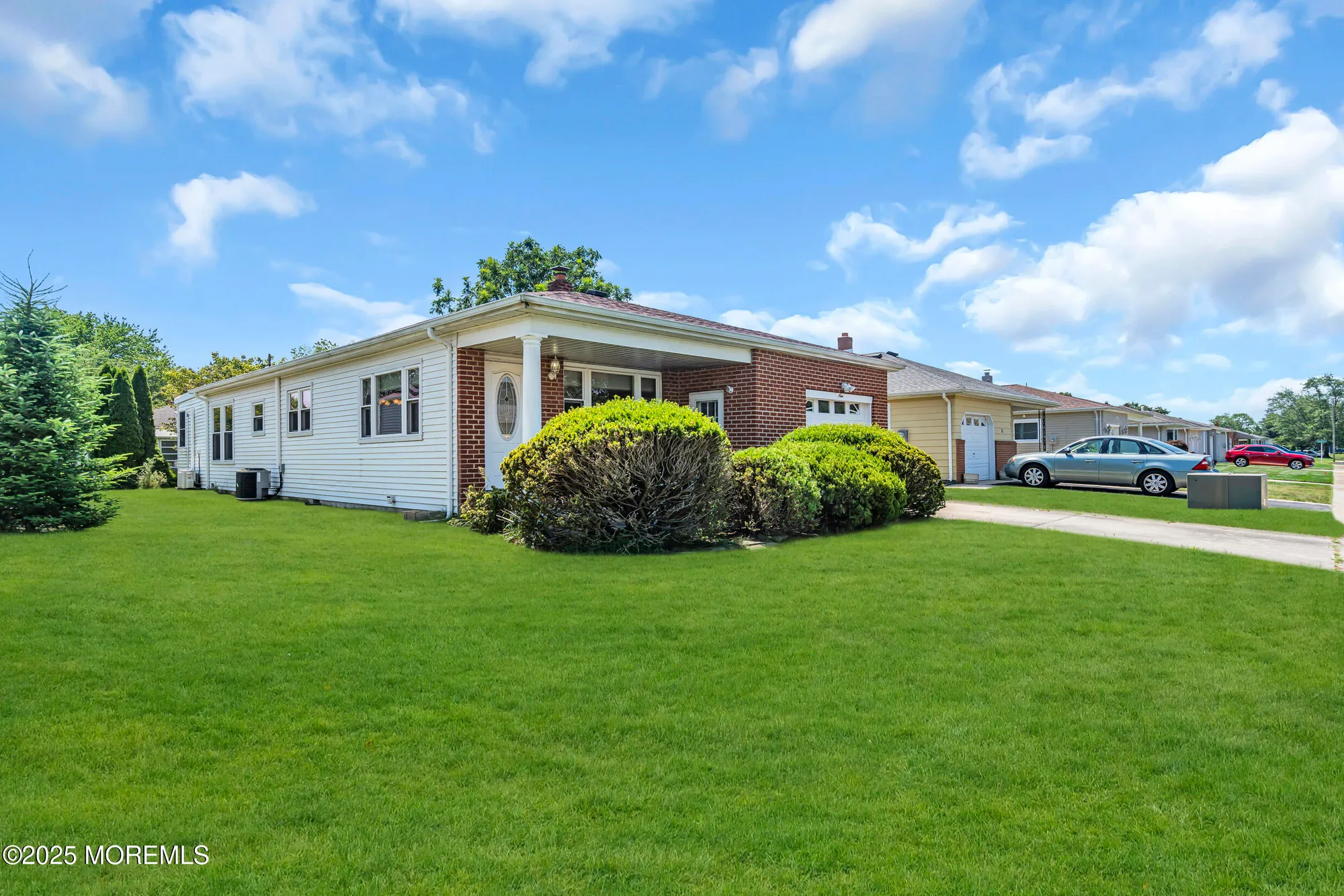 Property Slideshow image 14 of 37 | 9 bahamia dr, Toms River, NJ, 08757