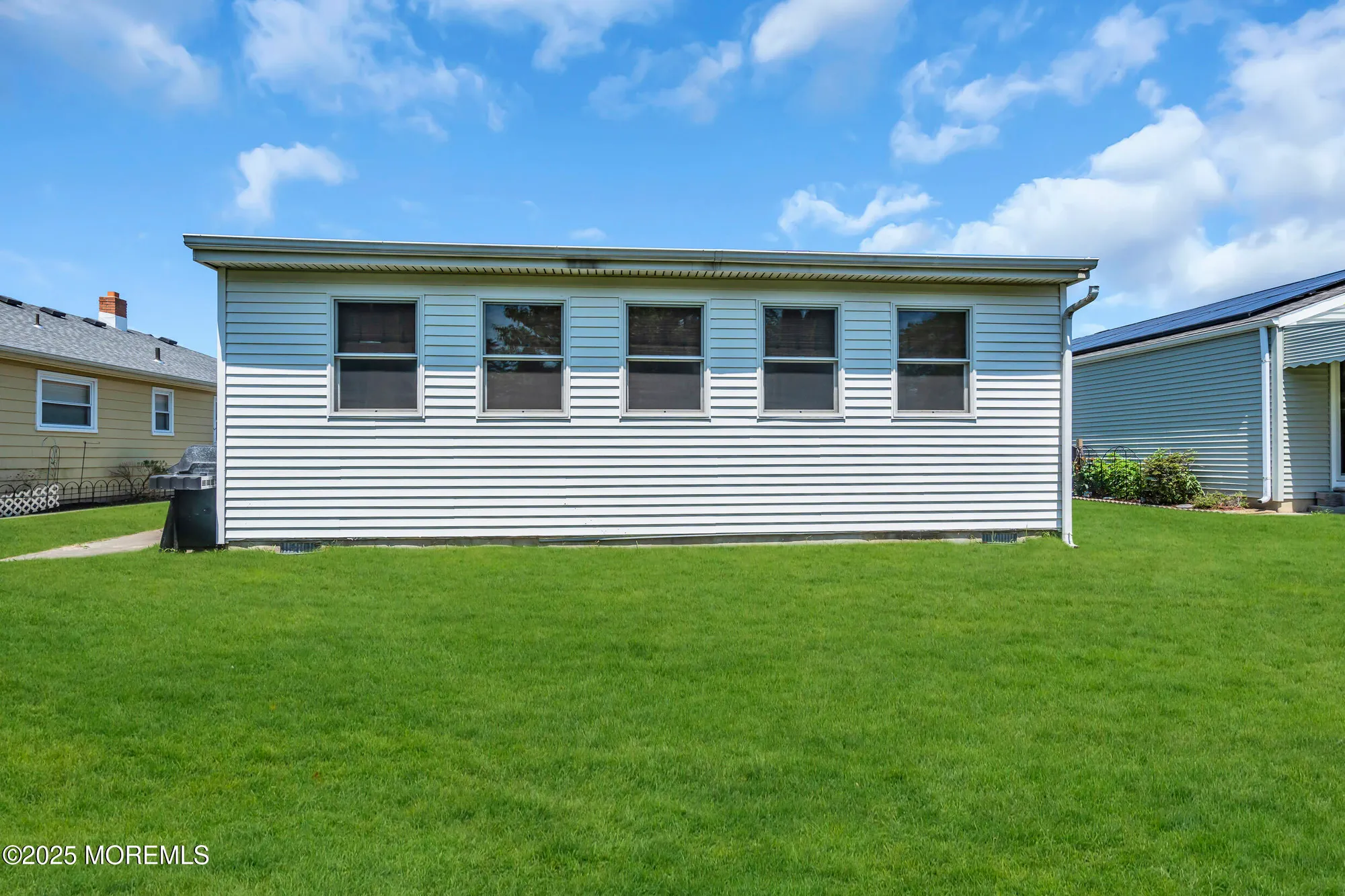 Property Slideshow image 3 of 37 | 9 bahamia dr, Toms River, NJ, 08757