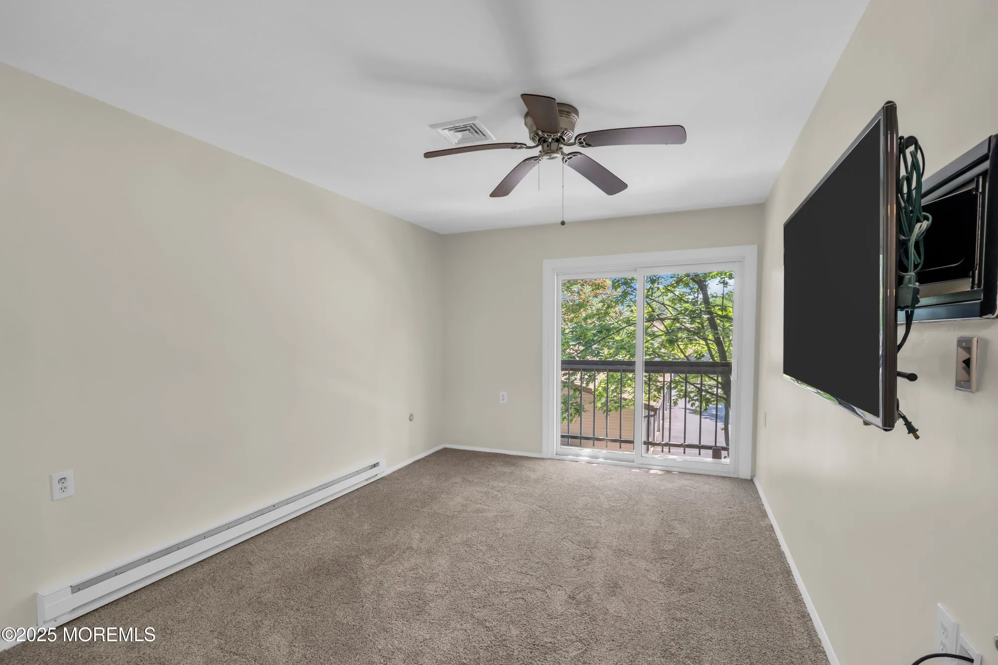 Property Slideshow image 10 of 33 | 25 claremont ct, Red Bank, NJ, 07701