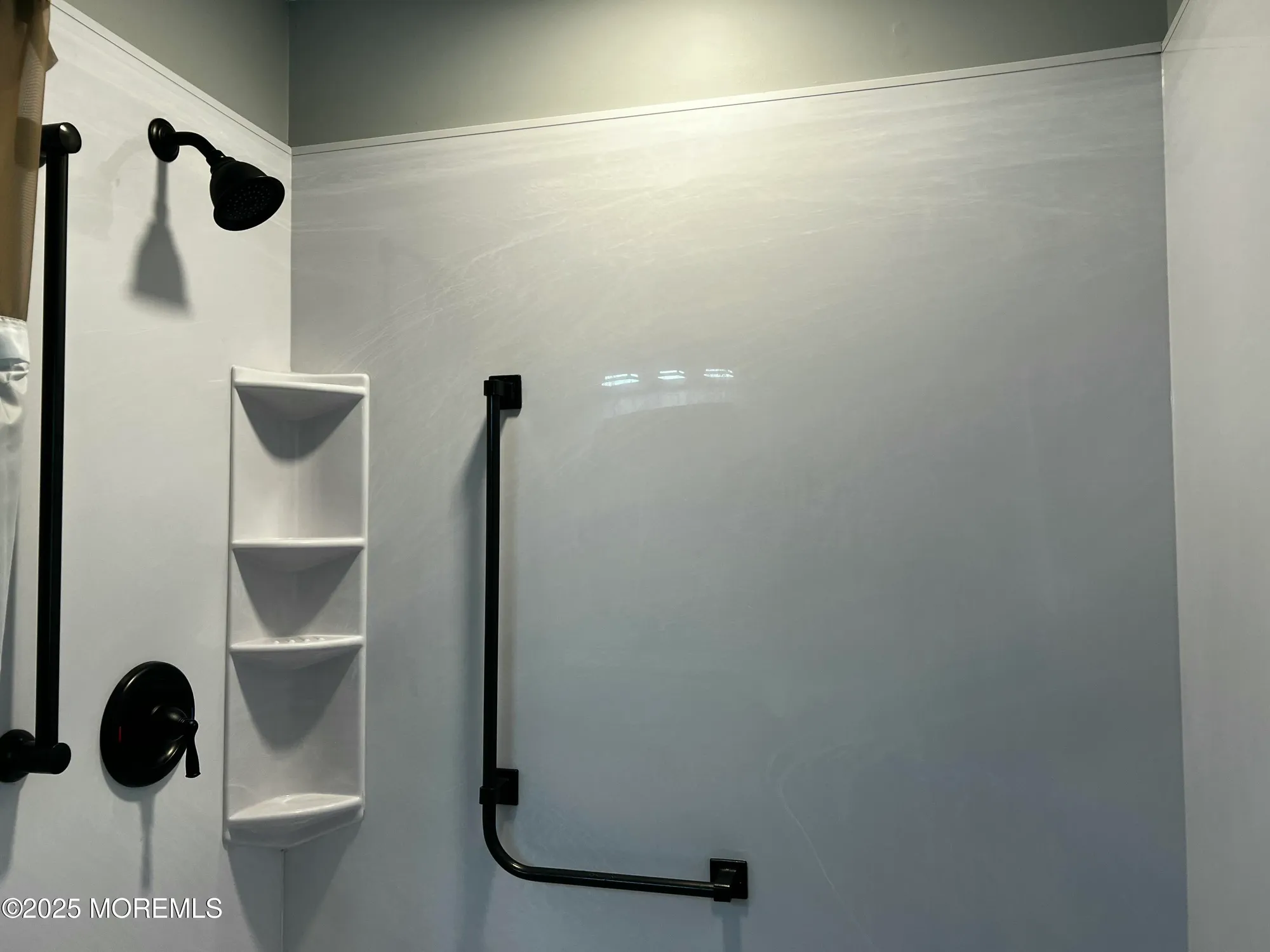 Property Slideshow image 12 of 29 | 131 farrington ct b, Lakewood, NJ, 08701