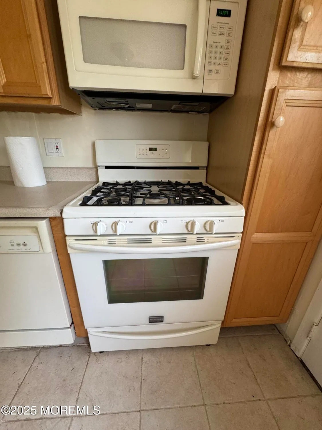 Property Slideshow image 11 of 27 | 19b mallard st, Manchester, NJ, 08759