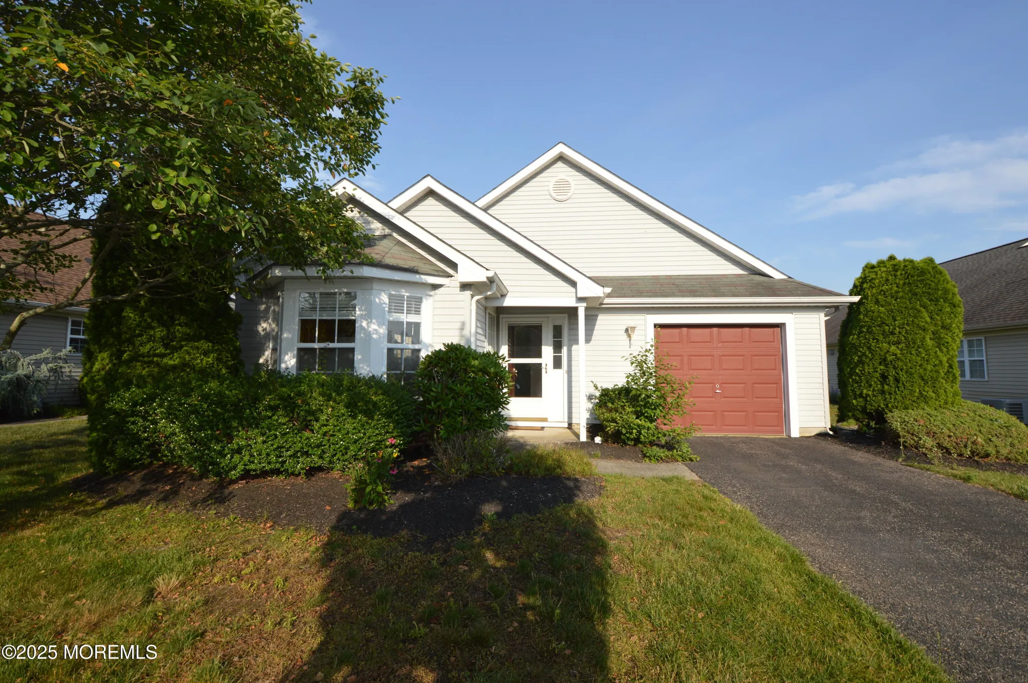 Property Slideshow image 2 of 35 | 3333 deep river ln, Toms River, NJ, 08755