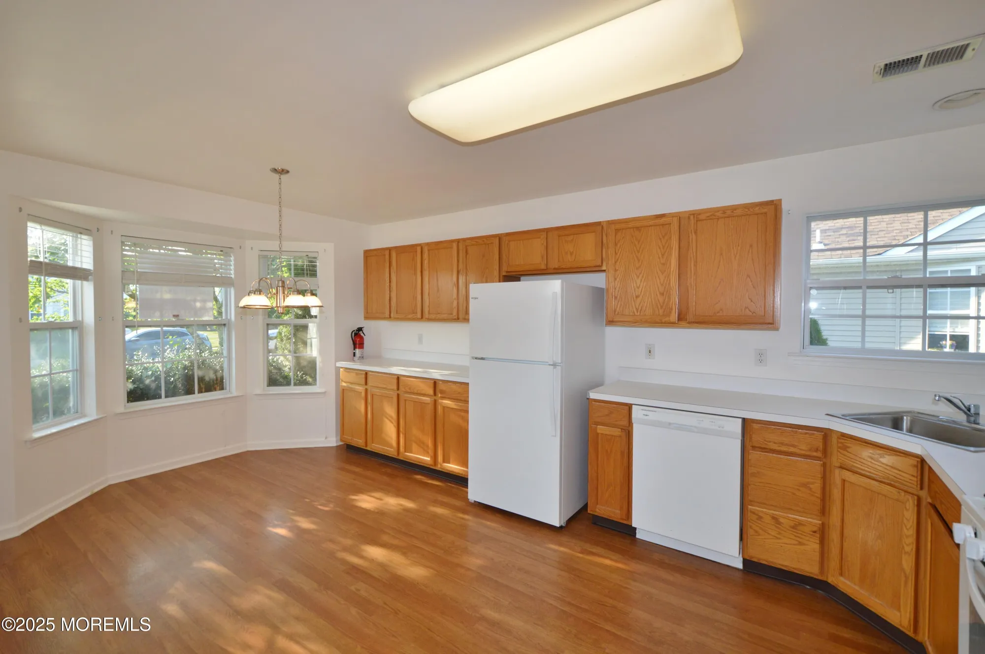 Property Slideshow image 6 of 35 | 3333 deep river ln, Toms River, NJ, 08755