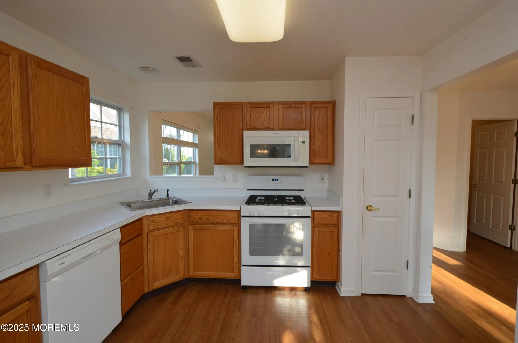 Property Slideshow image 8 of 35 | 3333 deep river ln, Toms River, NJ, 08755