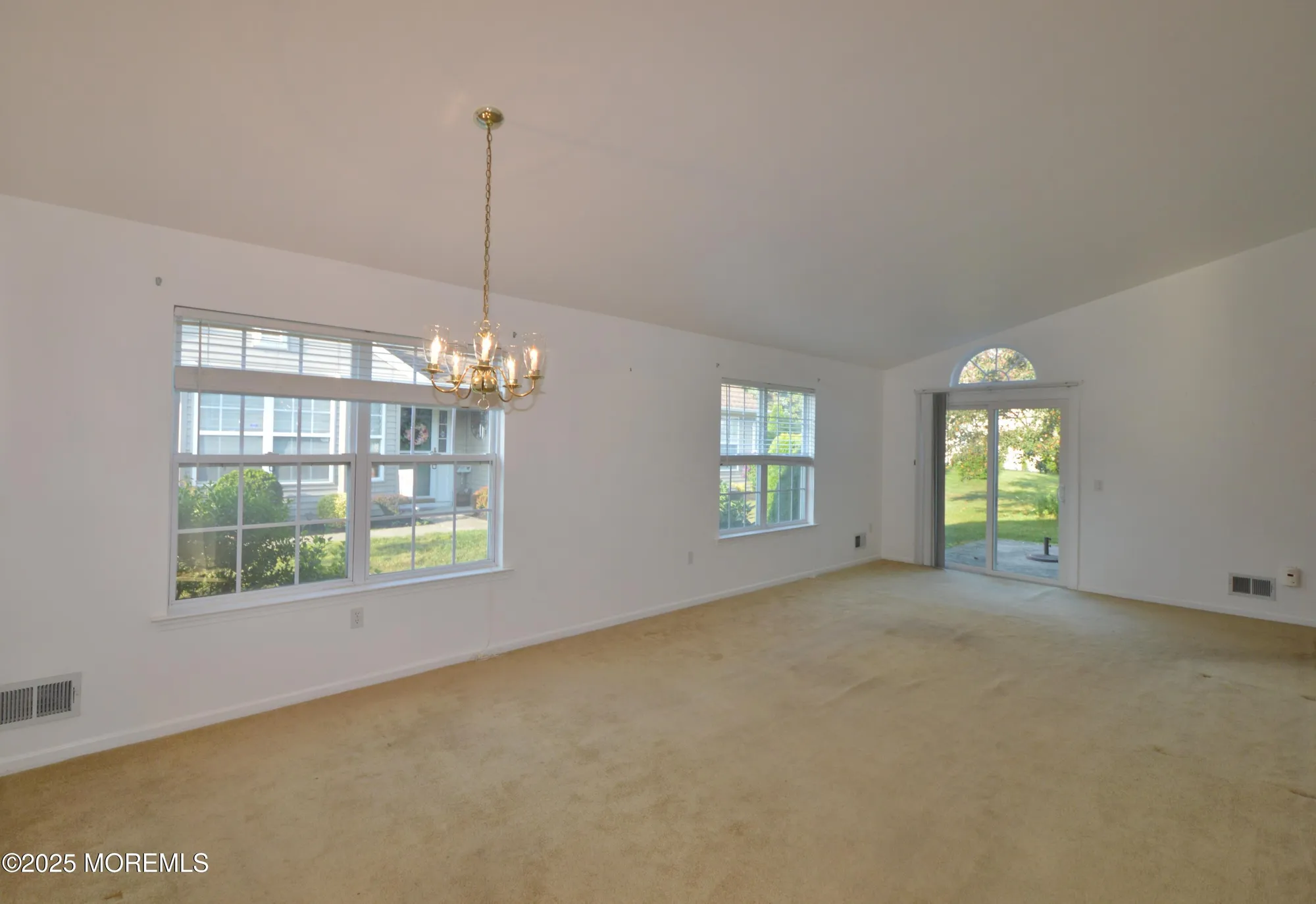 Property Slideshow image 12 of 35 | 3333 deep river ln, Toms River, NJ, 08755