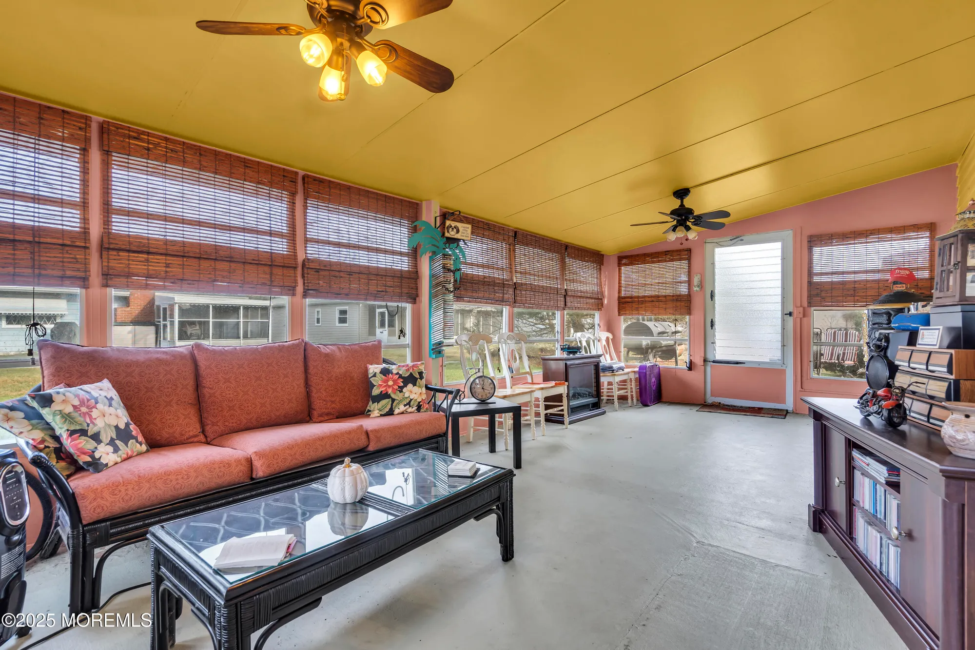 Property Slideshow image 15 of 43 | 8 tijuana ct, Toms River, NJ, 08757