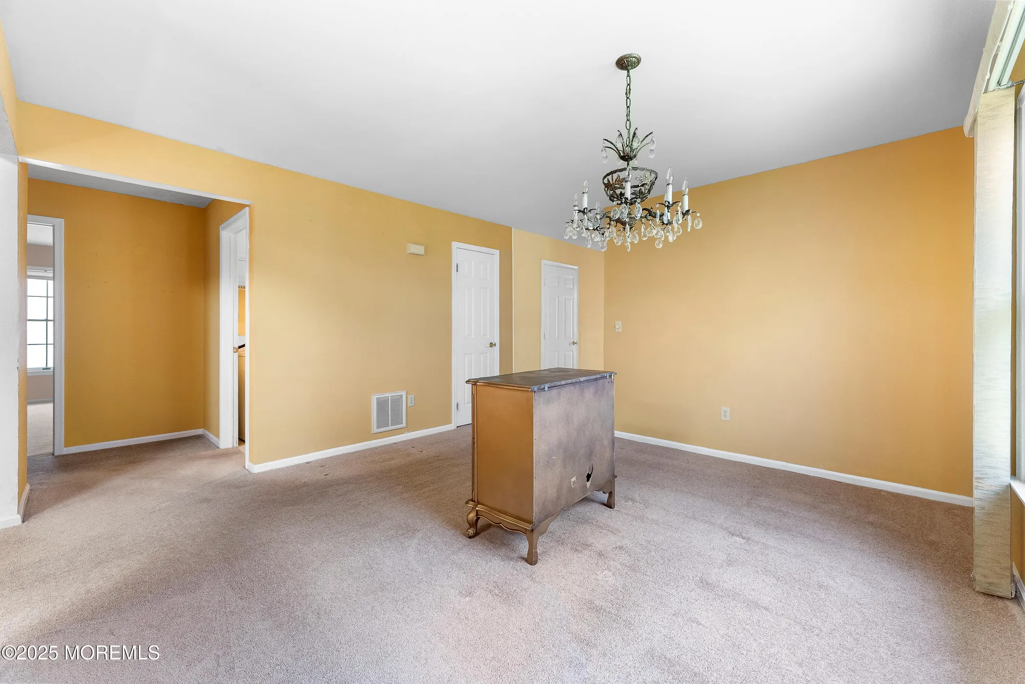 Property Slideshow image 8 of 24 | 1797 sweetbay dr, Toms River, NJ, 08755