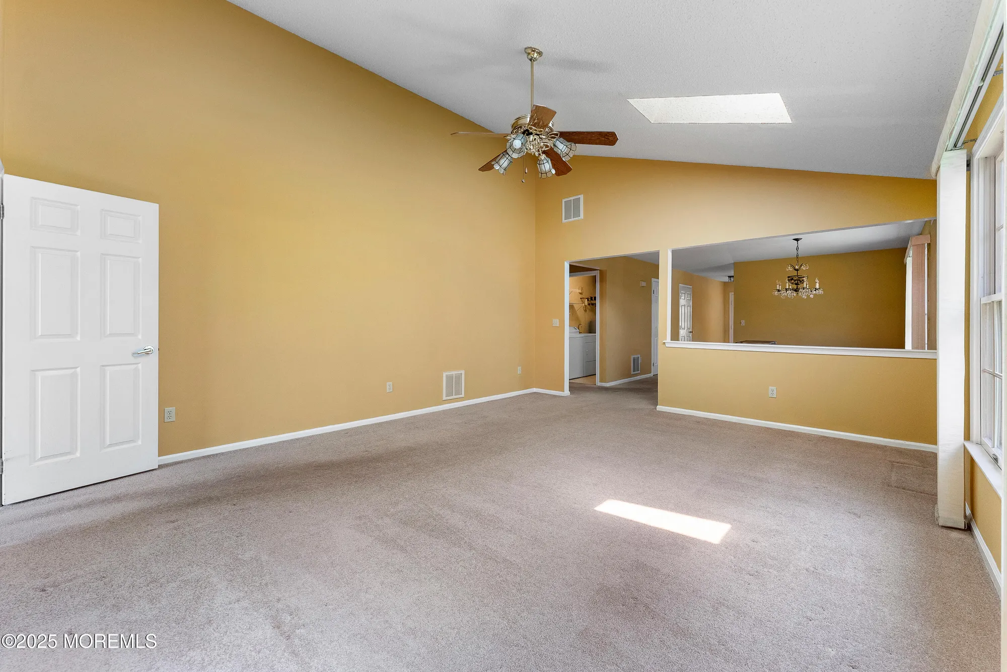 Property Slideshow image 11 of 24 | 1797 sweetbay dr, Toms River, NJ, 08755