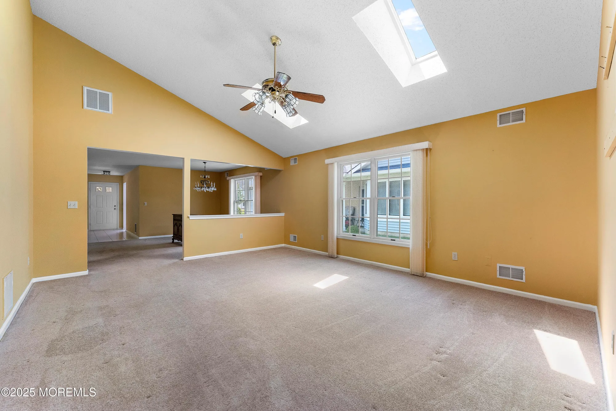 Property Slideshow image 12 of 24 | 1797 sweetbay dr, Toms River, NJ, 08755