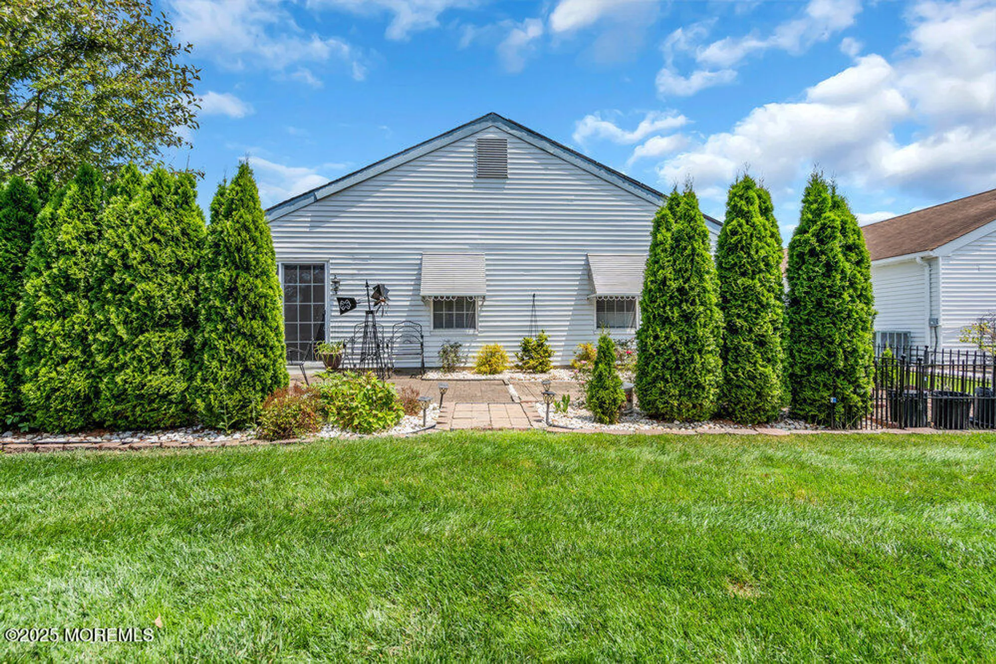 Property Slideshow image 17 of 19 | 9 oakham row, Manchester, NJ, 08759