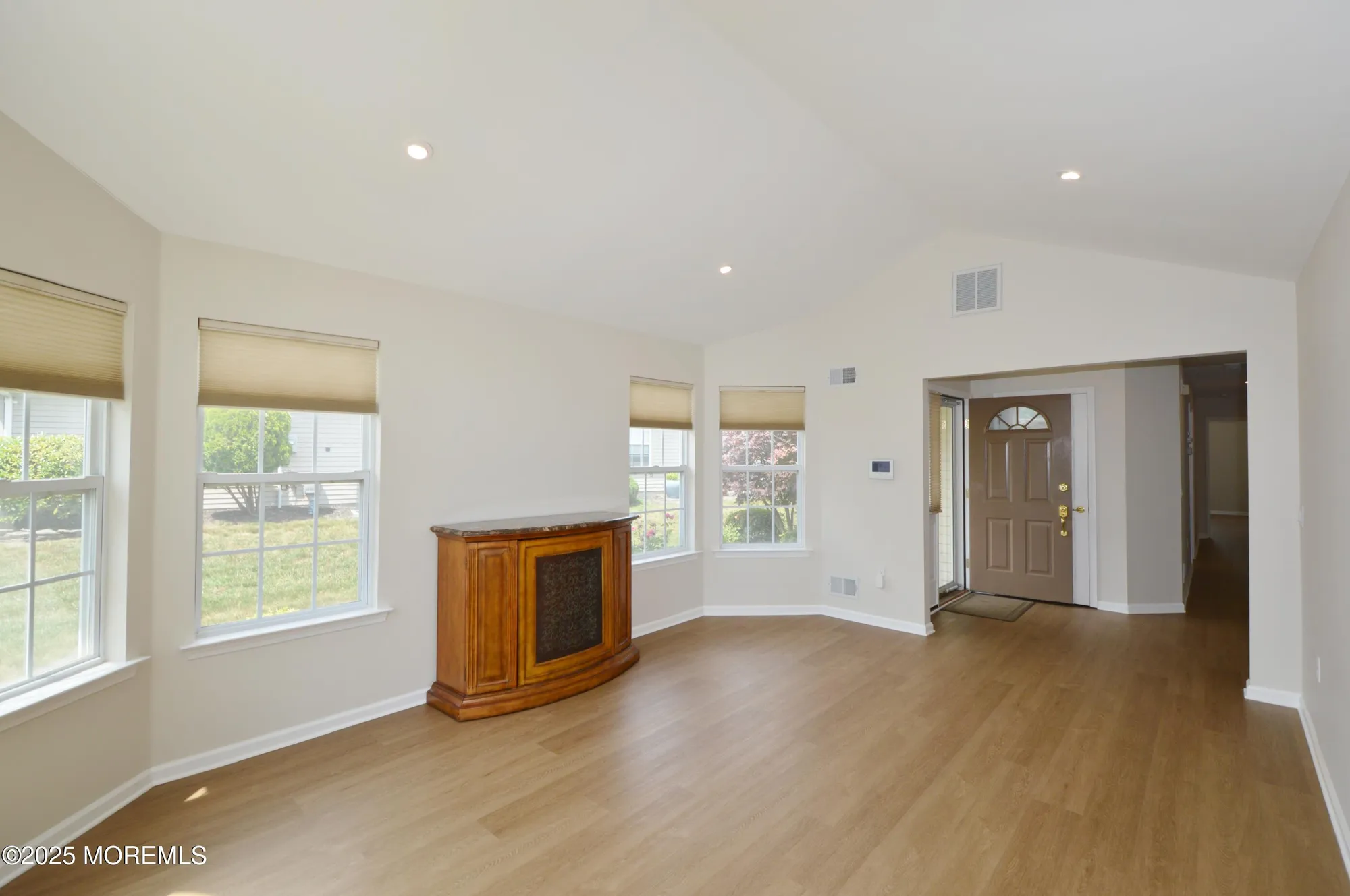 Property Slideshow image 9 of 56 | 2927 rock hill ln, Toms River, NJ, 08755