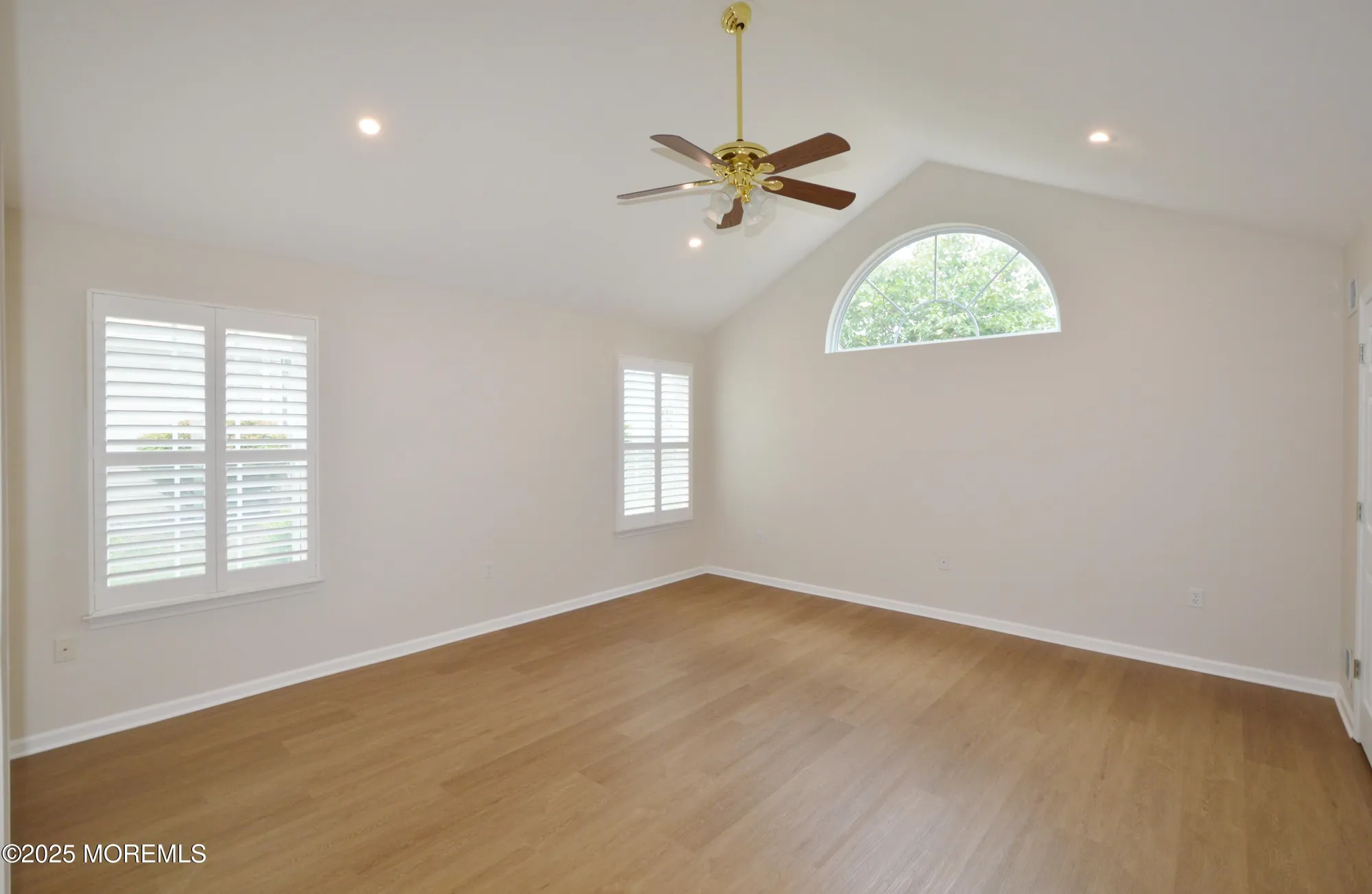 Property Slideshow image 26 of 56 | 2927 rock hill ln, Toms River, NJ, 08755