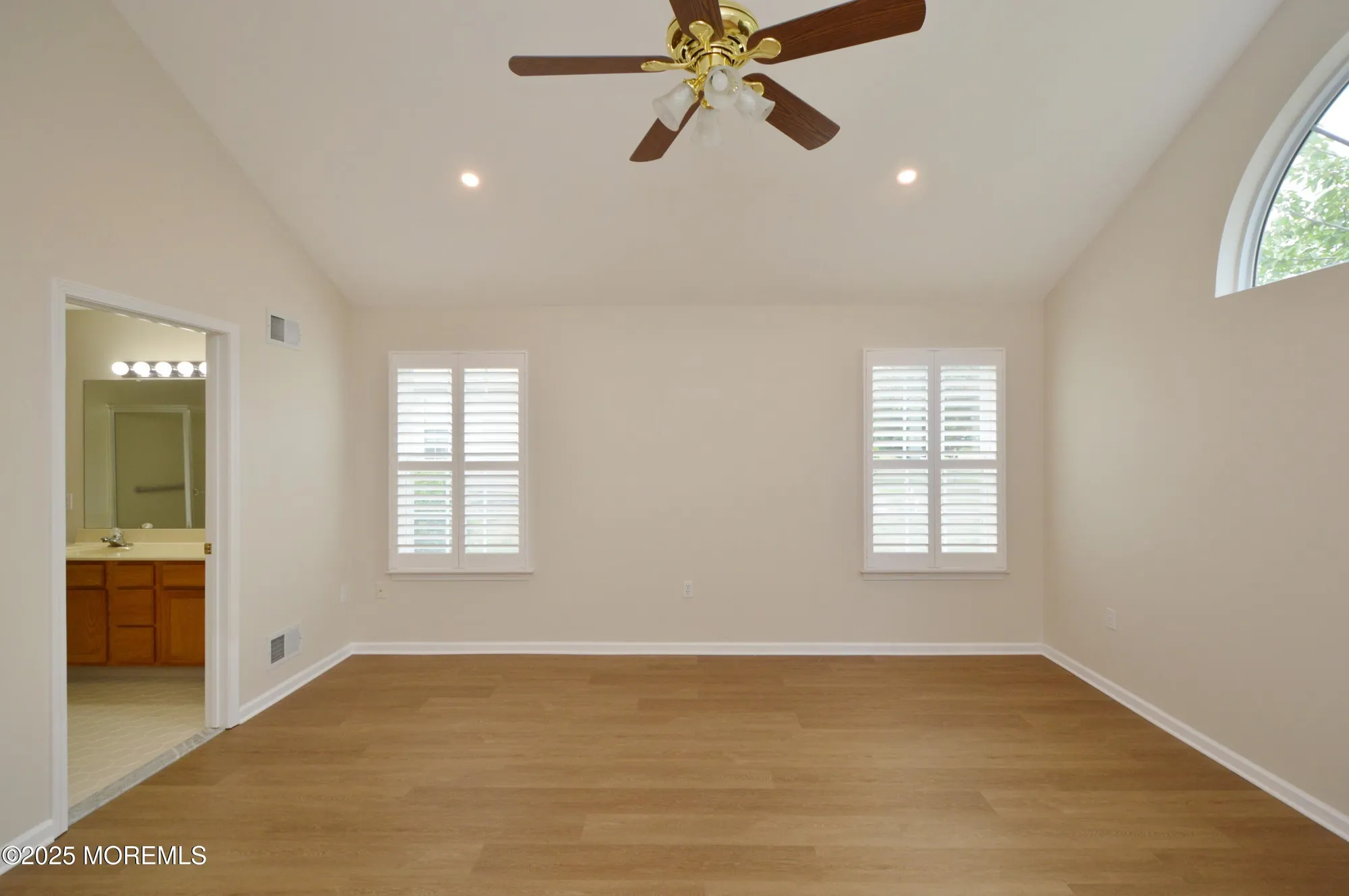 Property Slideshow image 28 of 56 | 2927 rock hill ln, Toms River, NJ, 08755