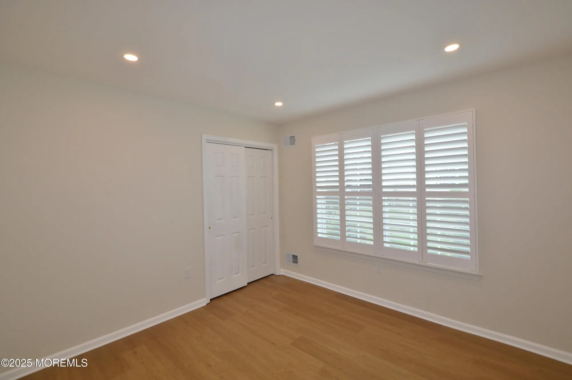 Property Slideshow image 35 of 56 | 2927 rock hill ln, Toms River, NJ, 08755