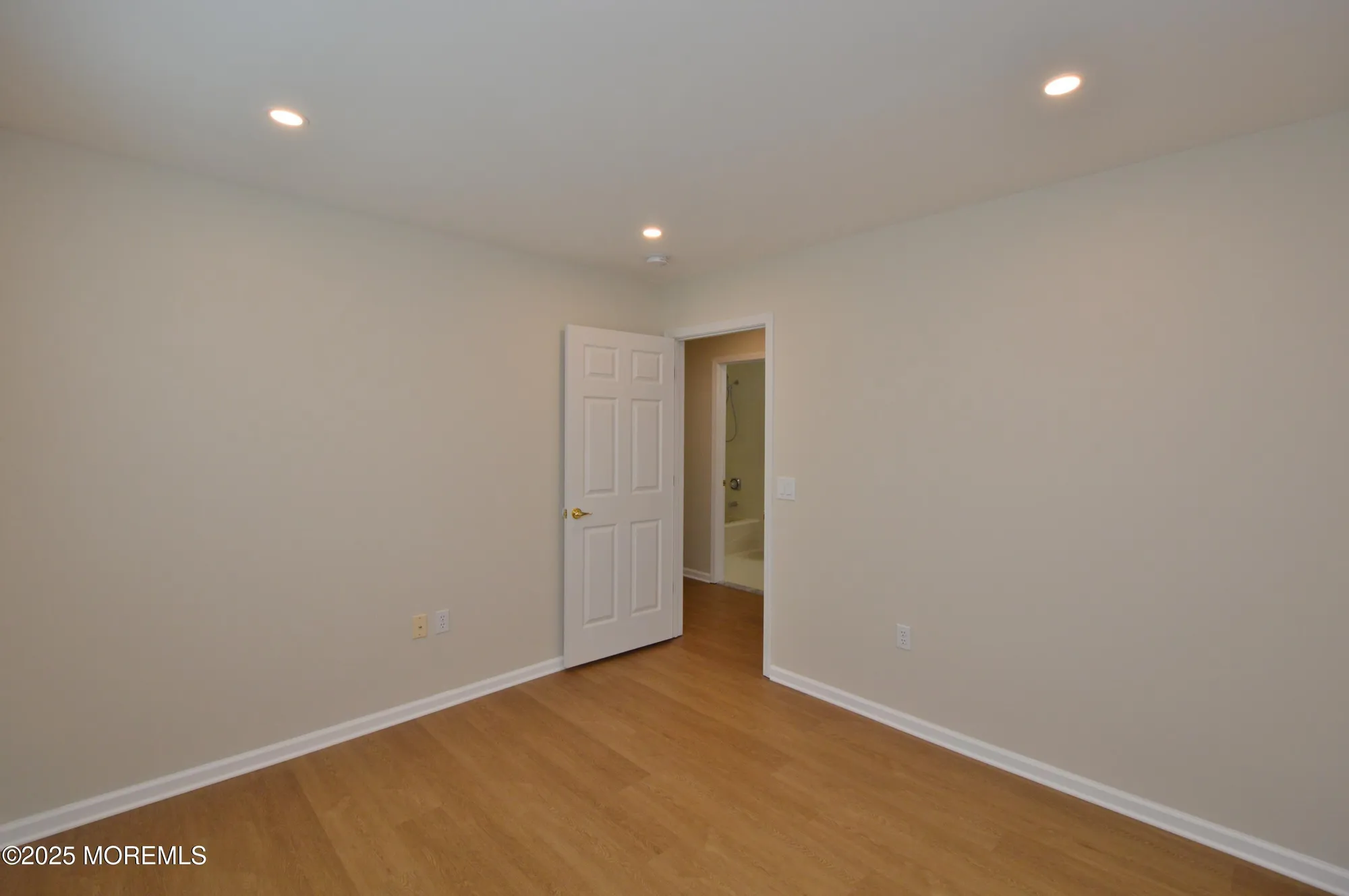 Property Slideshow image 38 of 56 | 2927 rock hill ln, Toms River, NJ, 08755