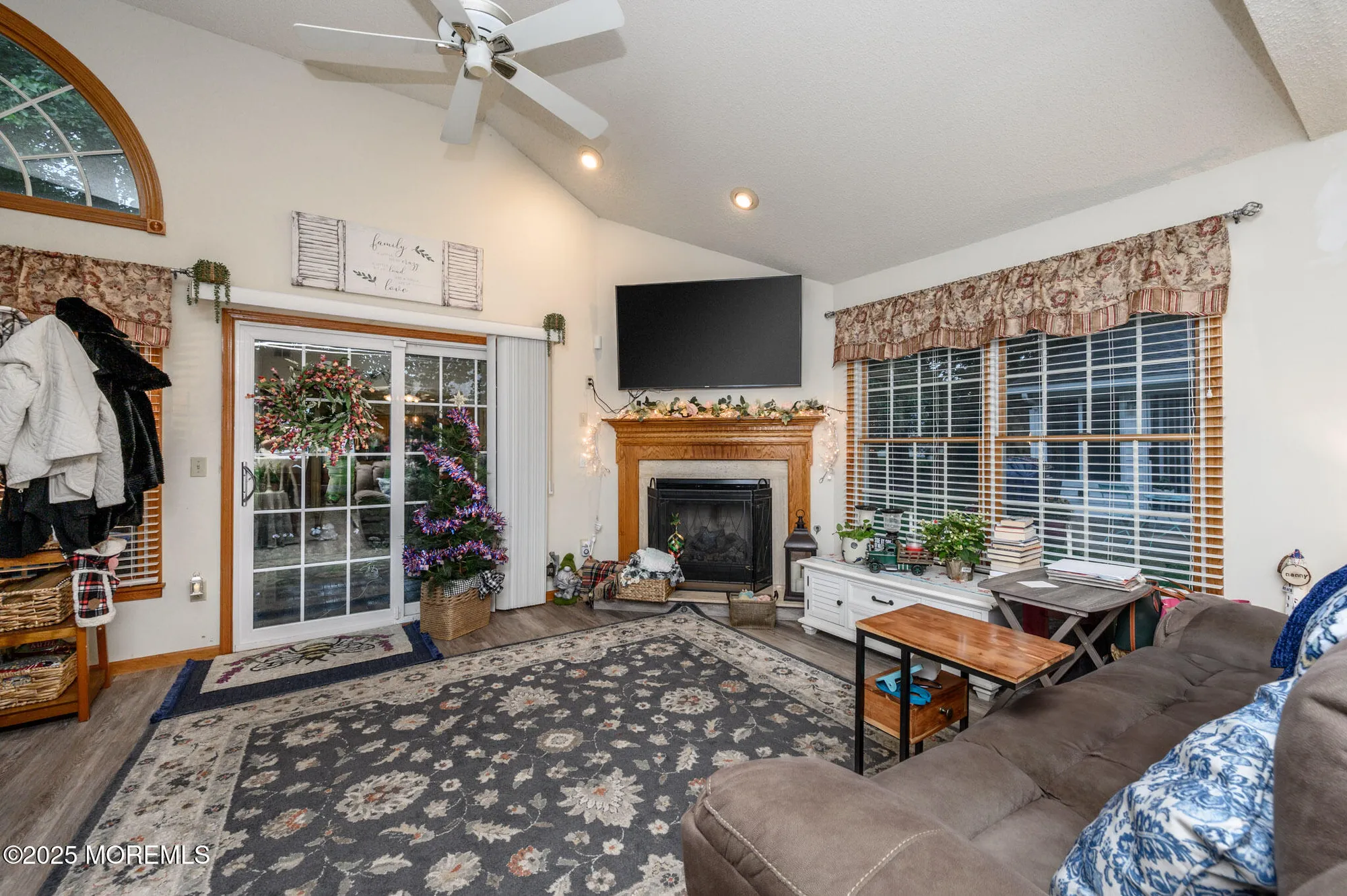 Property Slideshow image 17 of 32 | 1617 sweetbay dr, Toms River, NJ, 08755