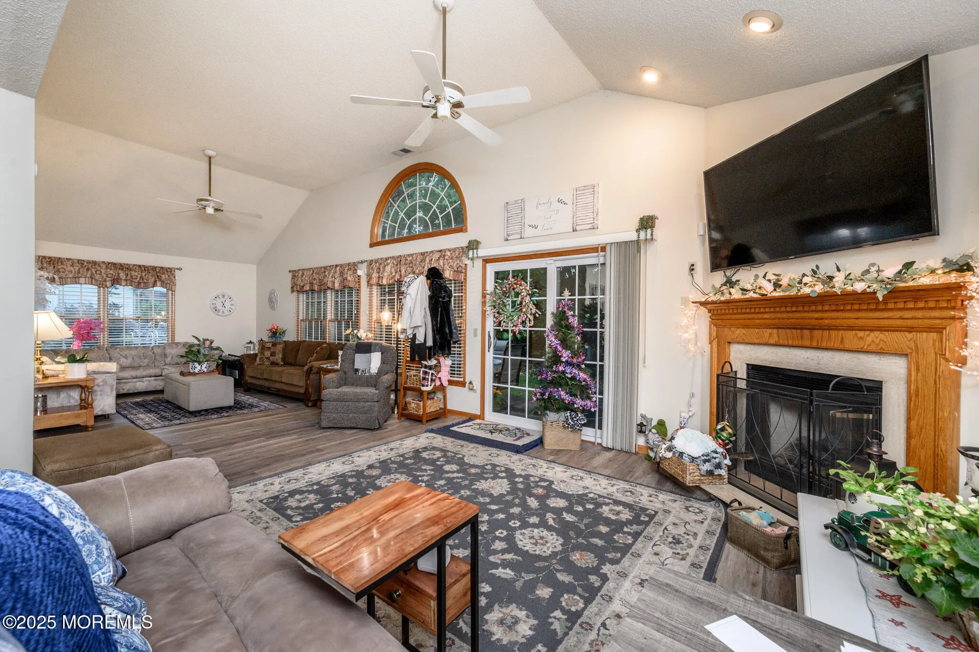 Property Slideshow image 18 of 32 | 1617 sweetbay dr, Toms River, NJ, 08755