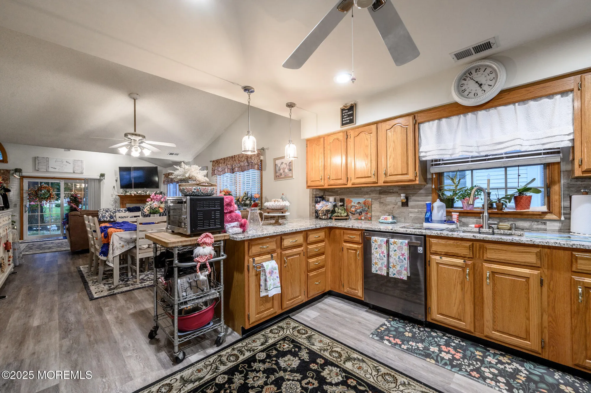 Property Slideshow image 13 of 32 | 1617 sweetbay dr, Toms River, NJ, 08755