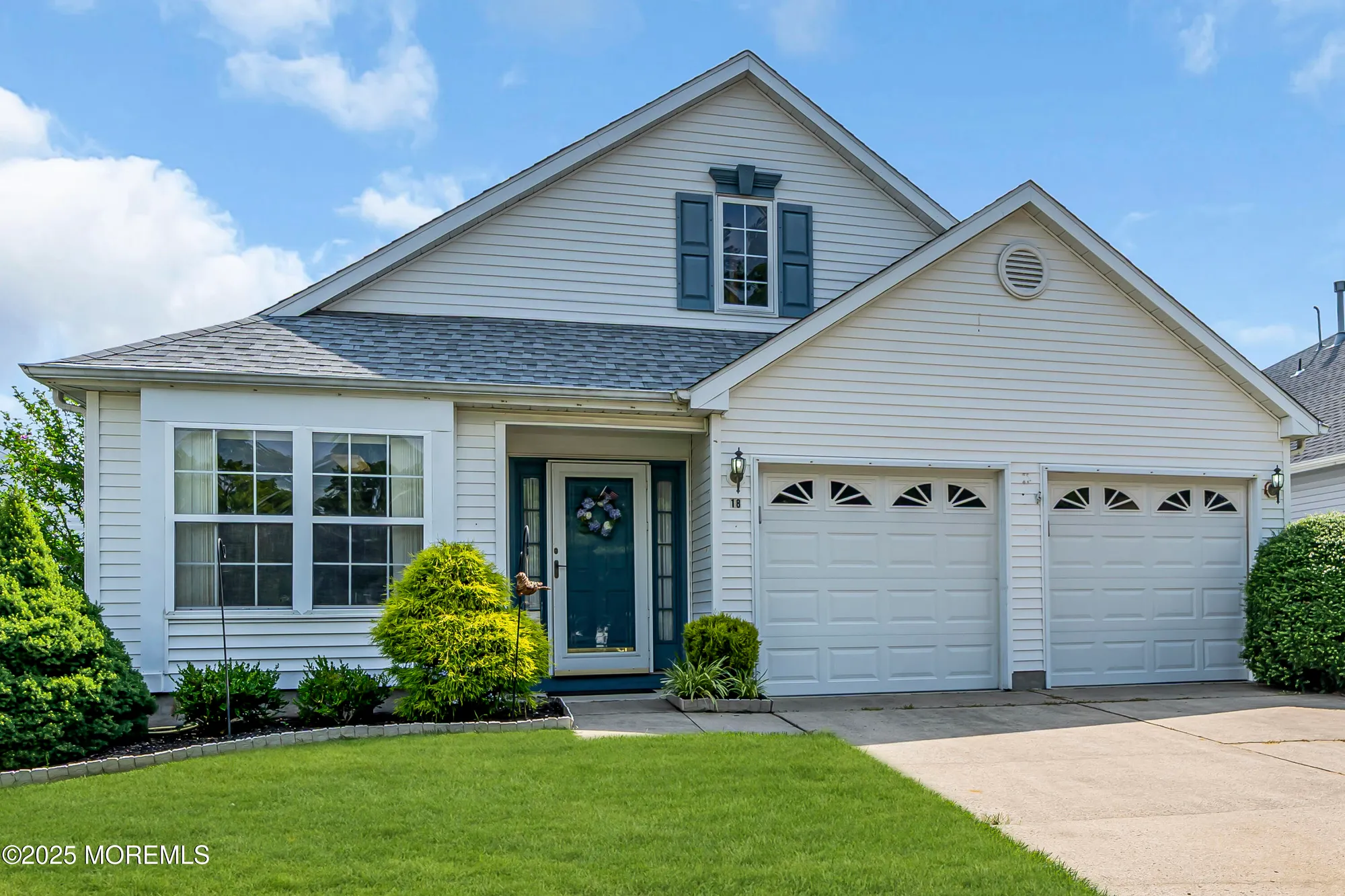 Property Slideshow image 3 of 67 | 18 stewart ct, Jackson, NJ, 08527