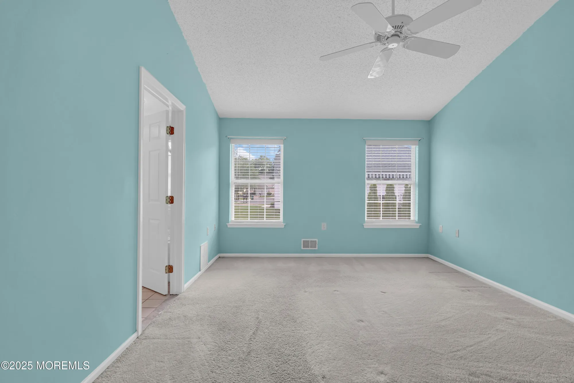 Property Slideshow image 18 of 67 | 18 stewart ct, Jackson, NJ, 08527