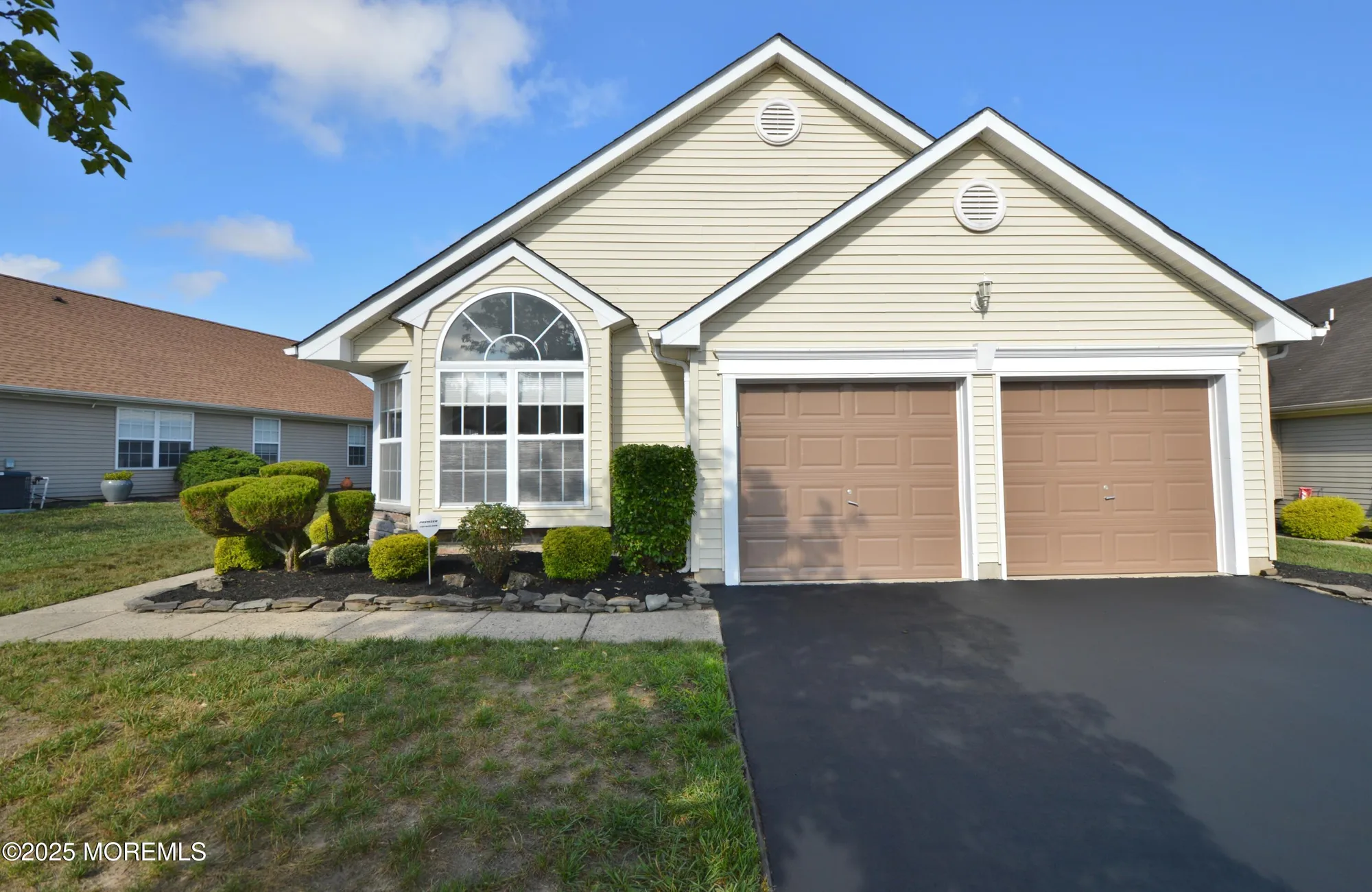 Property Slideshow image 43 of 56 | 2927 rock hill ln, Toms River, NJ, 08755
