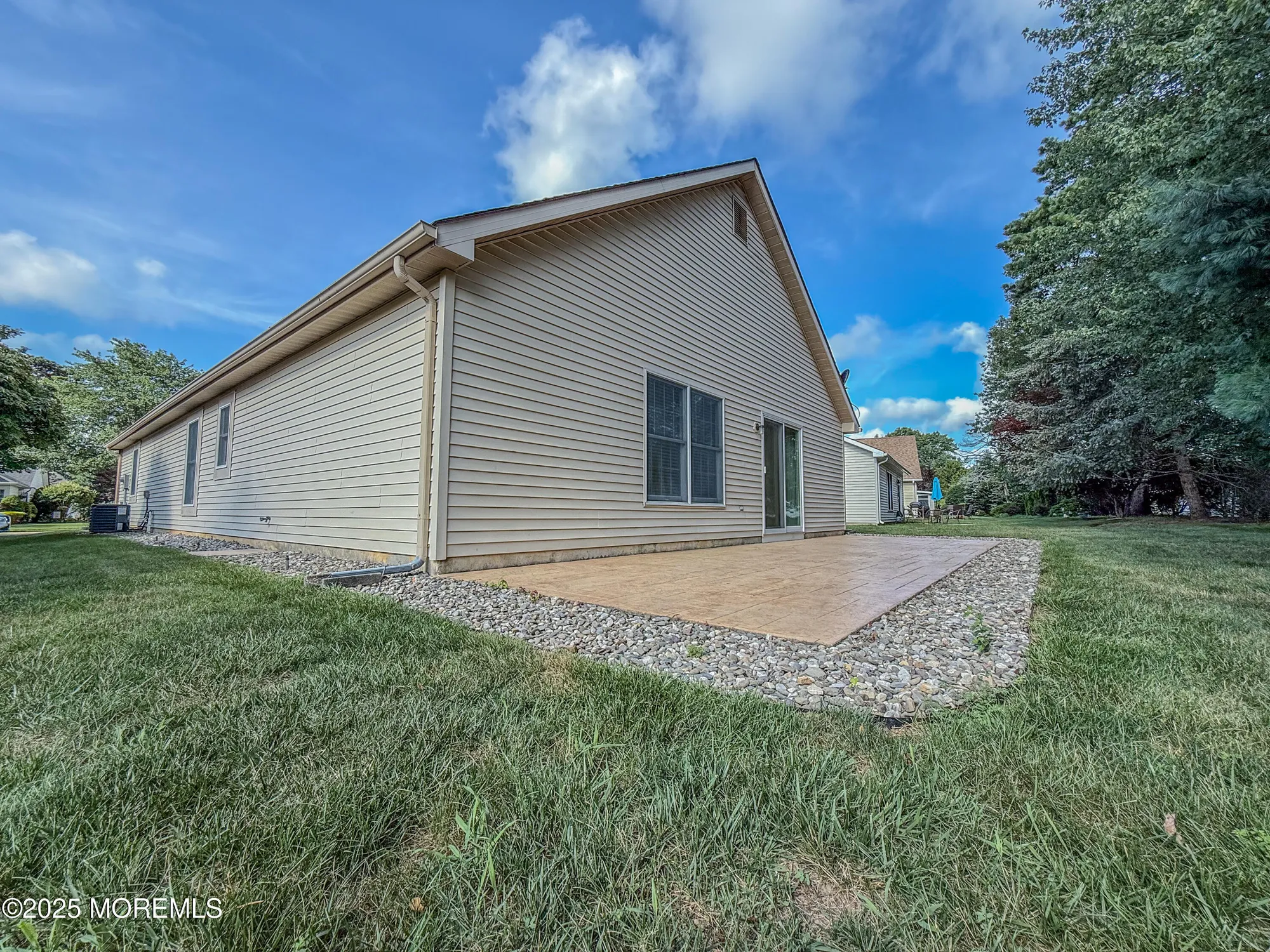 Property Slideshow image 4 of 31 | 1604 lacebark rd, Toms River, NJ, 08755