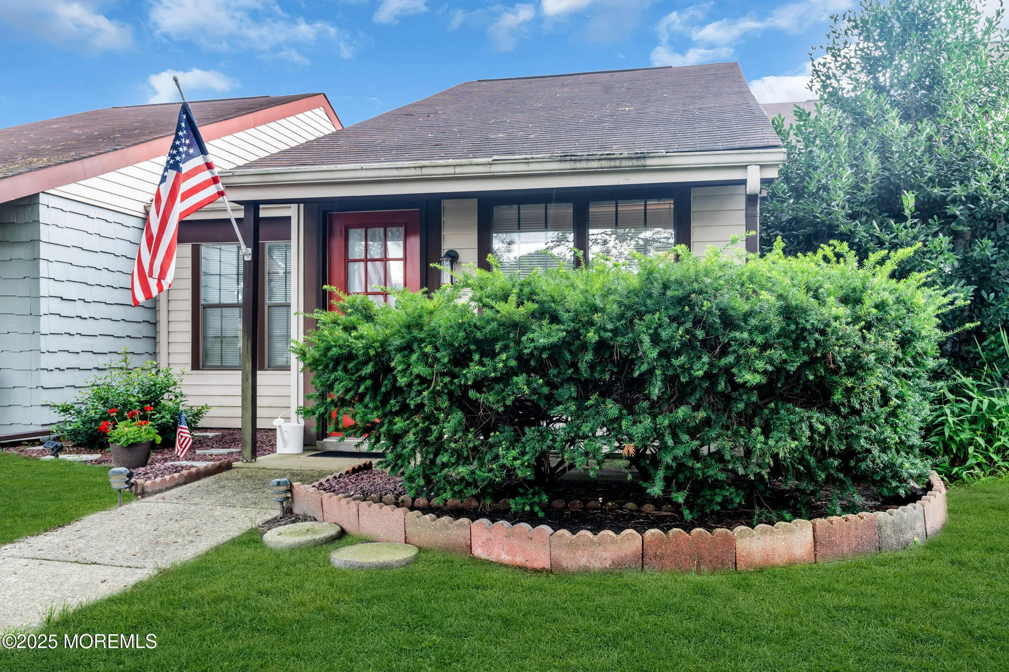 Property Slideshow image 3 of 47 | 453d chesterfield ct, Manchester, NJ, 08759