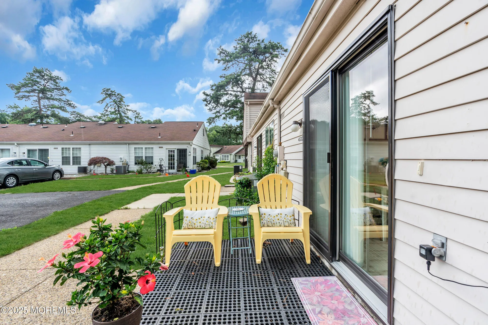 Property Slideshow image 9 of 47 | 453d chesterfield ct, Manchester, NJ, 08759