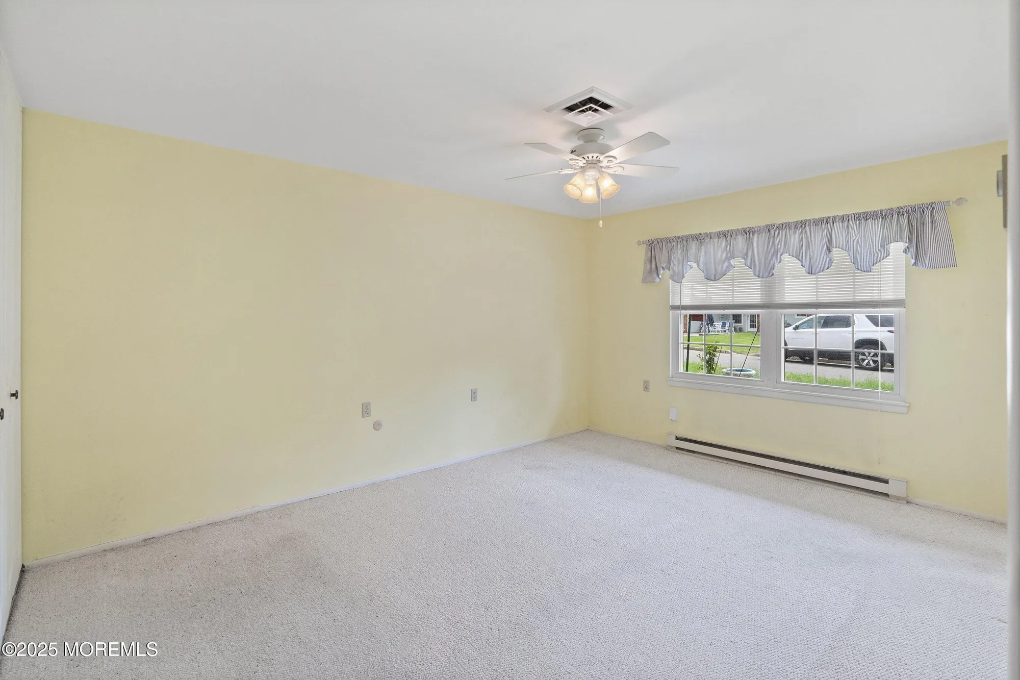 Property Slideshow image 15 of 25 | 954c aberdeen dr c, Lakewood, NJ, 08701