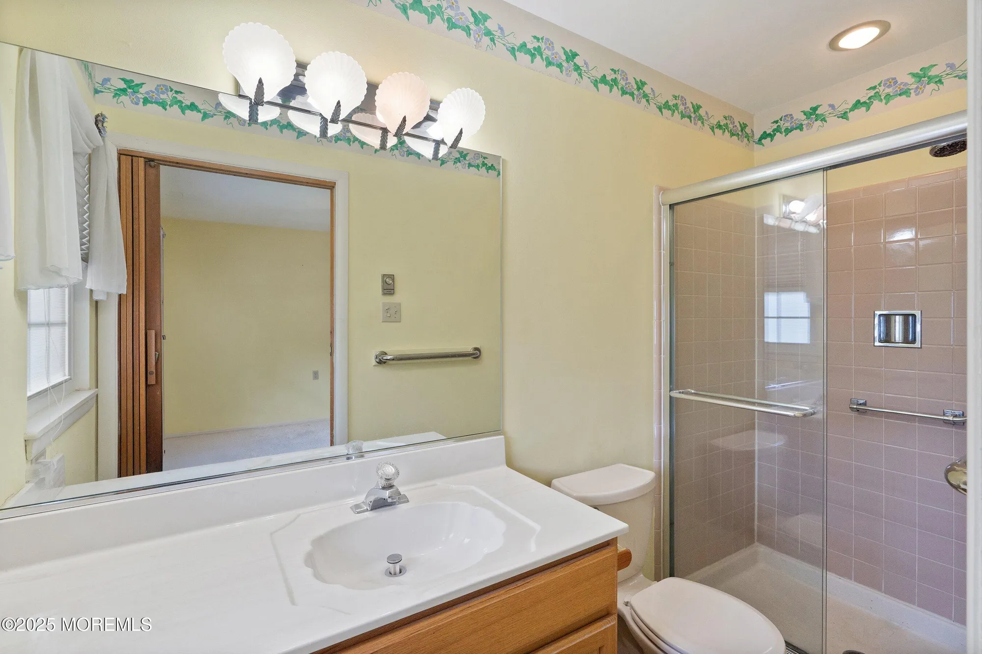 Property Slideshow image 16 of 25 | 954c aberdeen dr c, Lakewood, NJ, 08701