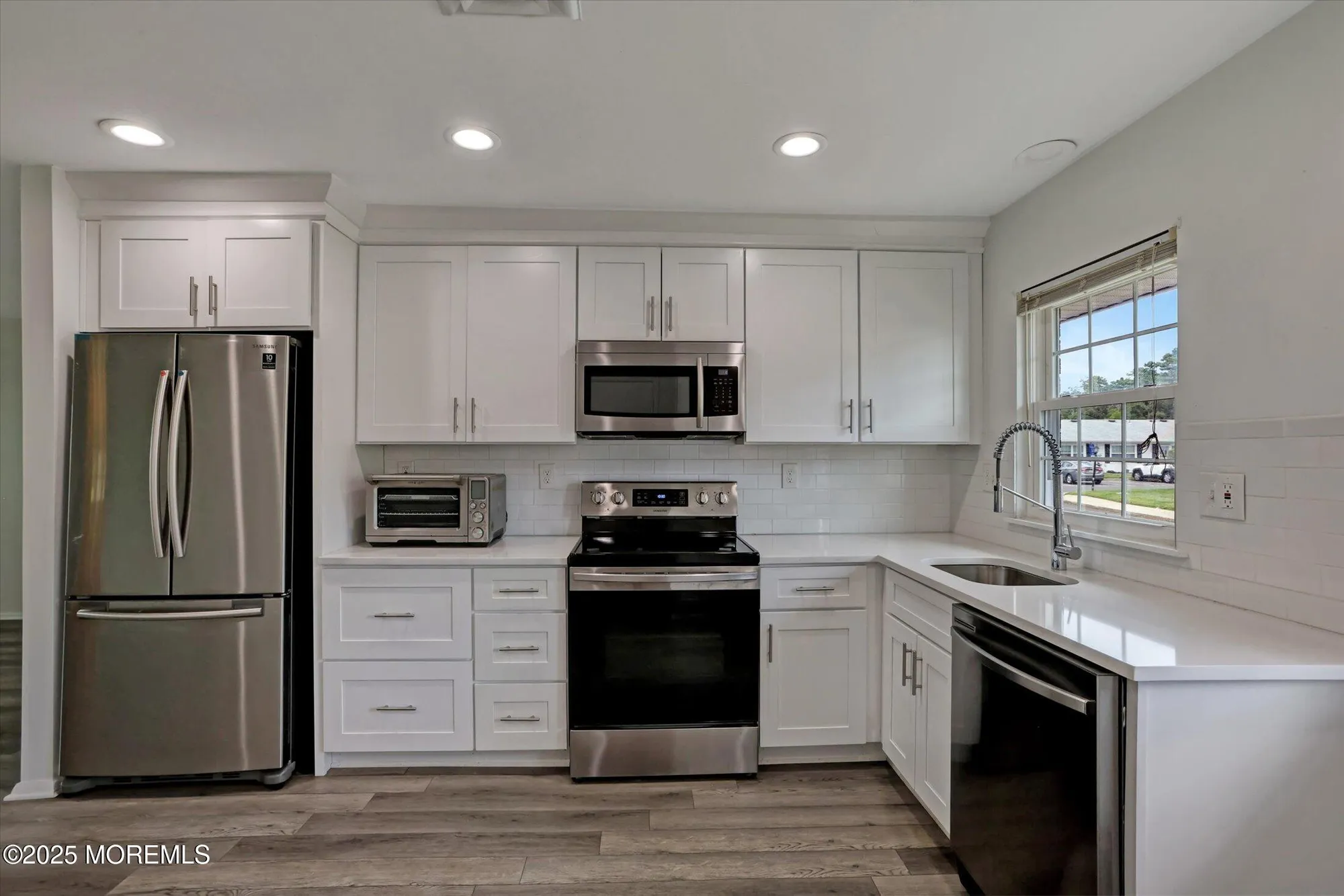 Property Slideshow image 8 of 35 | 1209a shetland dr, Lakewood, NJ, 08701