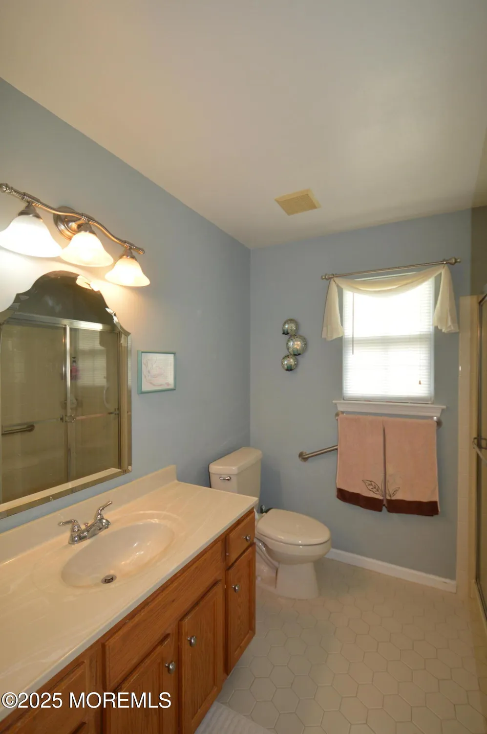 Property Slideshow image 25 of 45 | 2386 torrington dr, Toms River, NJ, 08755