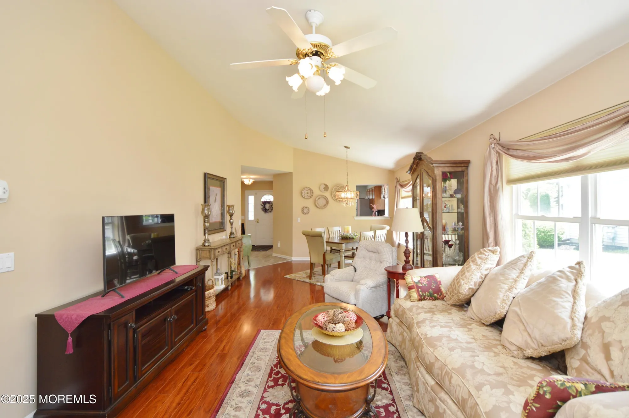 Property Slideshow image 19 of 45 | 2386 torrington dr, Toms River, NJ, 08755