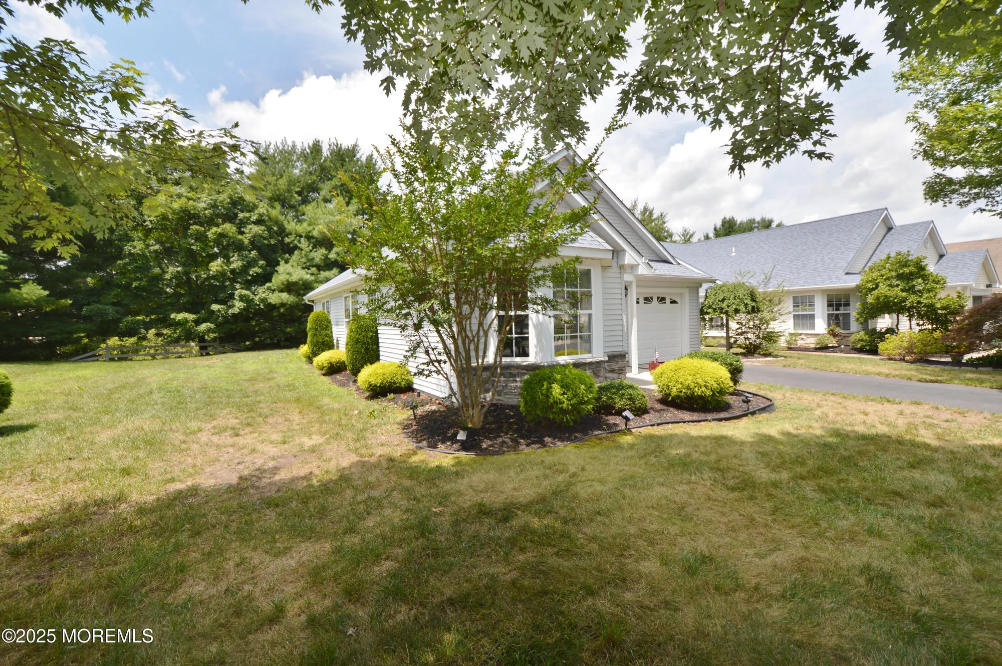Property Slideshow image 32 of 45 | 2386 torrington dr, Toms River, NJ, 08755