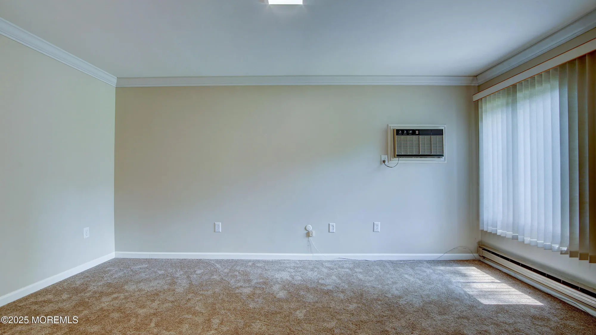 Property Slideshow image 17 of 26 | 30 meadow green cir unit e, Manalapan, NJ, 07726
