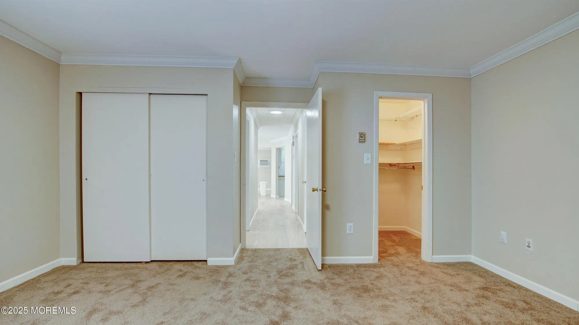 Property Slideshow image 19 of 26 | 30 meadow green cir unit e, Manalapan, NJ, 07726