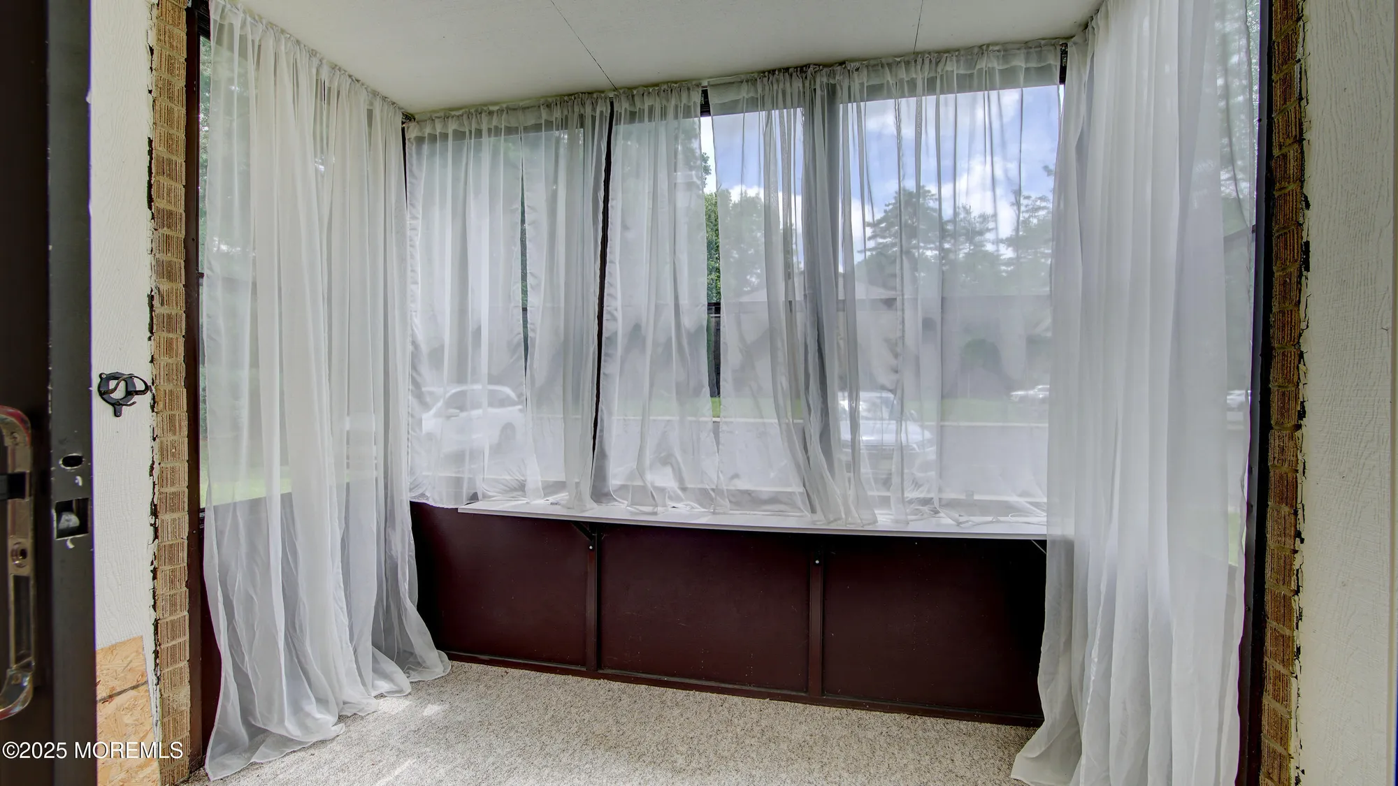 Property Slideshow image 16 of 26 | 30 meadow green cir unit e, Manalapan, NJ, 07726