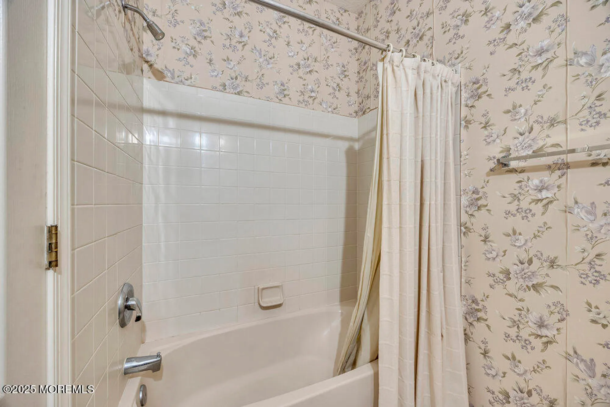 Property Slideshow image 22 of 70 | 123 golden seasons dr, Lakewood, NJ, 08701
