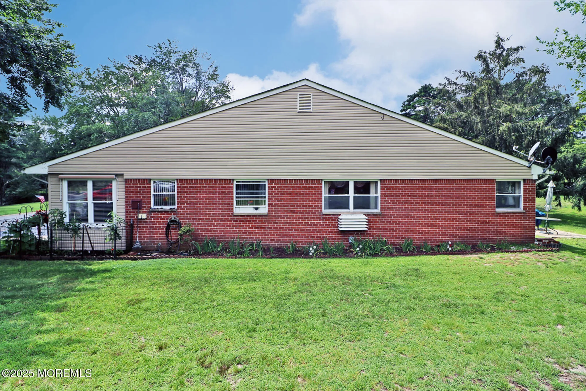 Property Slideshow image 3 of 27 | 107 constitution blvd b, Whiting, NJ, 08759