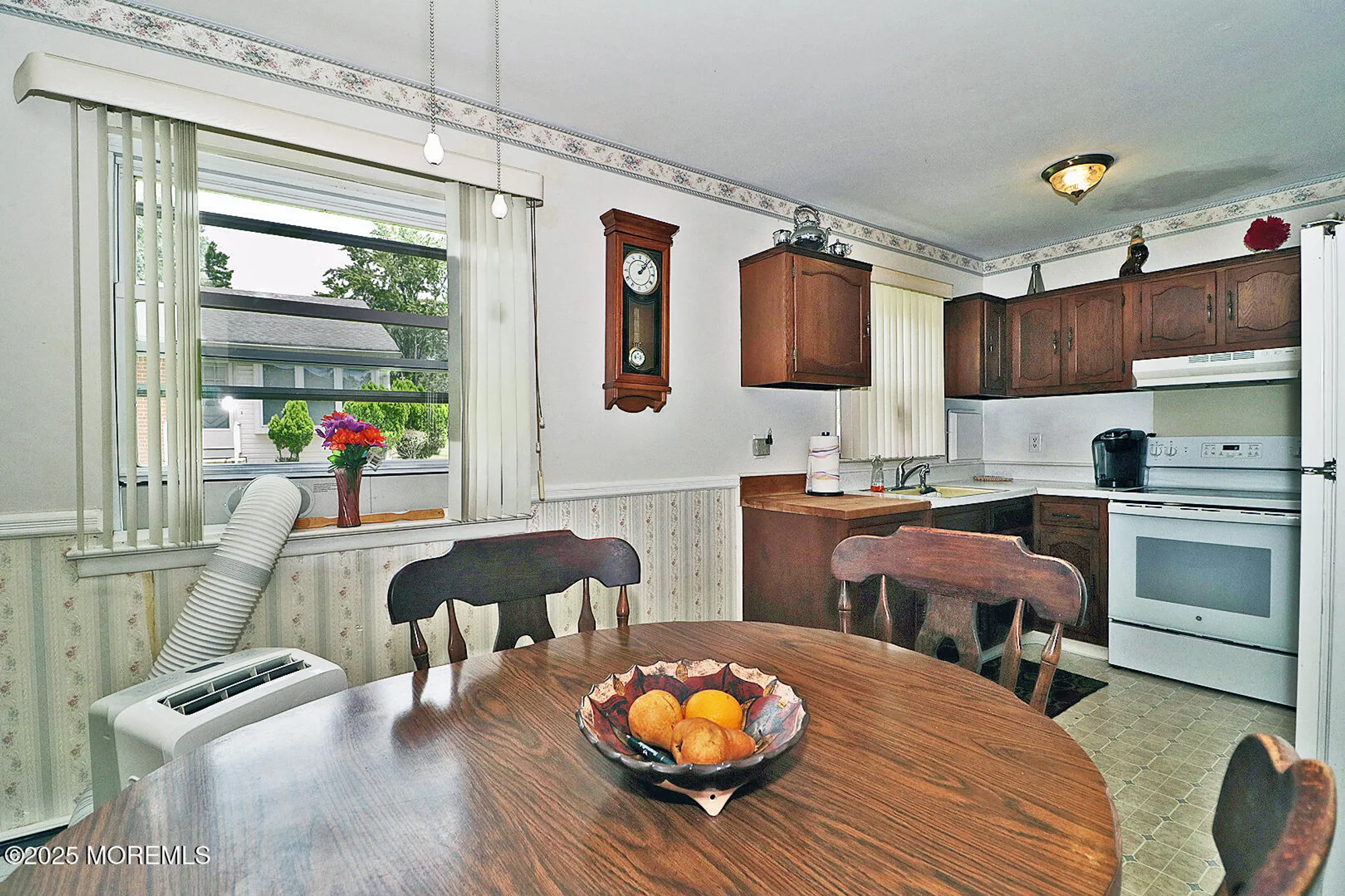 Property Slideshow image 10 of 27 | 107 constitution blvd b, Whiting, NJ, 08759