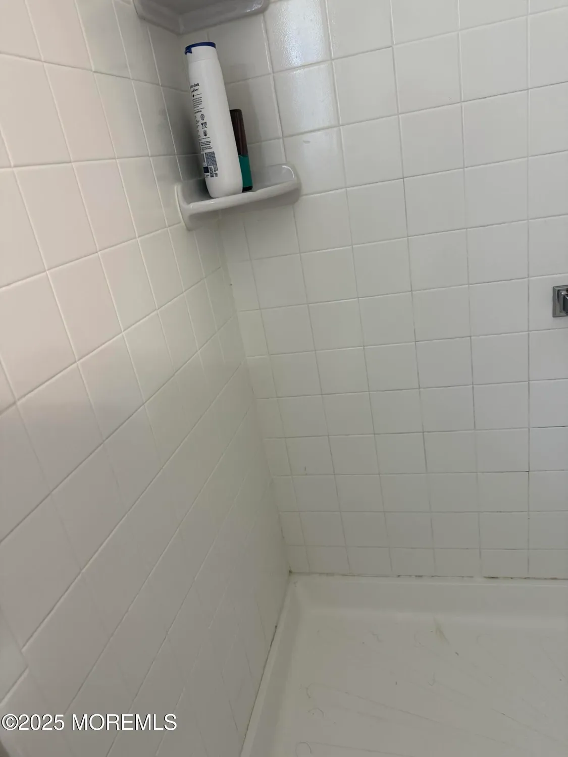 Property Slideshow image 32 of 48 | 646a plymouth dr, Lakewood, NJ, 08701