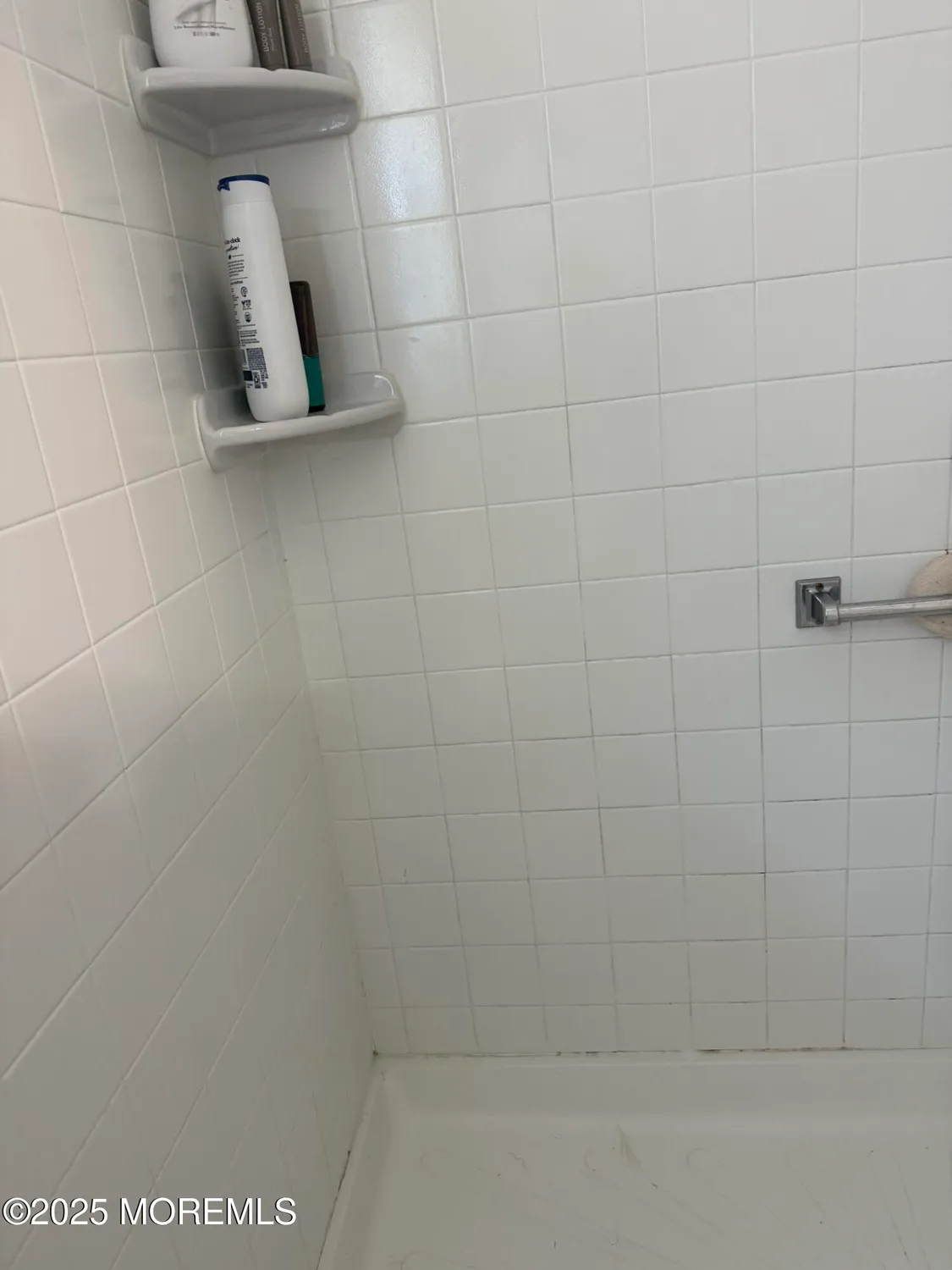 Property Slideshow image 33 of 48 | 646a plymouth dr, Lakewood, NJ, 08701