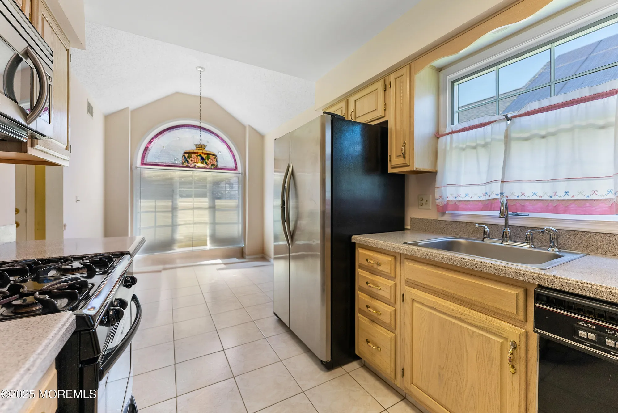Property Slideshow image 5 of 24 | 1797 sweetbay dr, Toms River, NJ, 08755