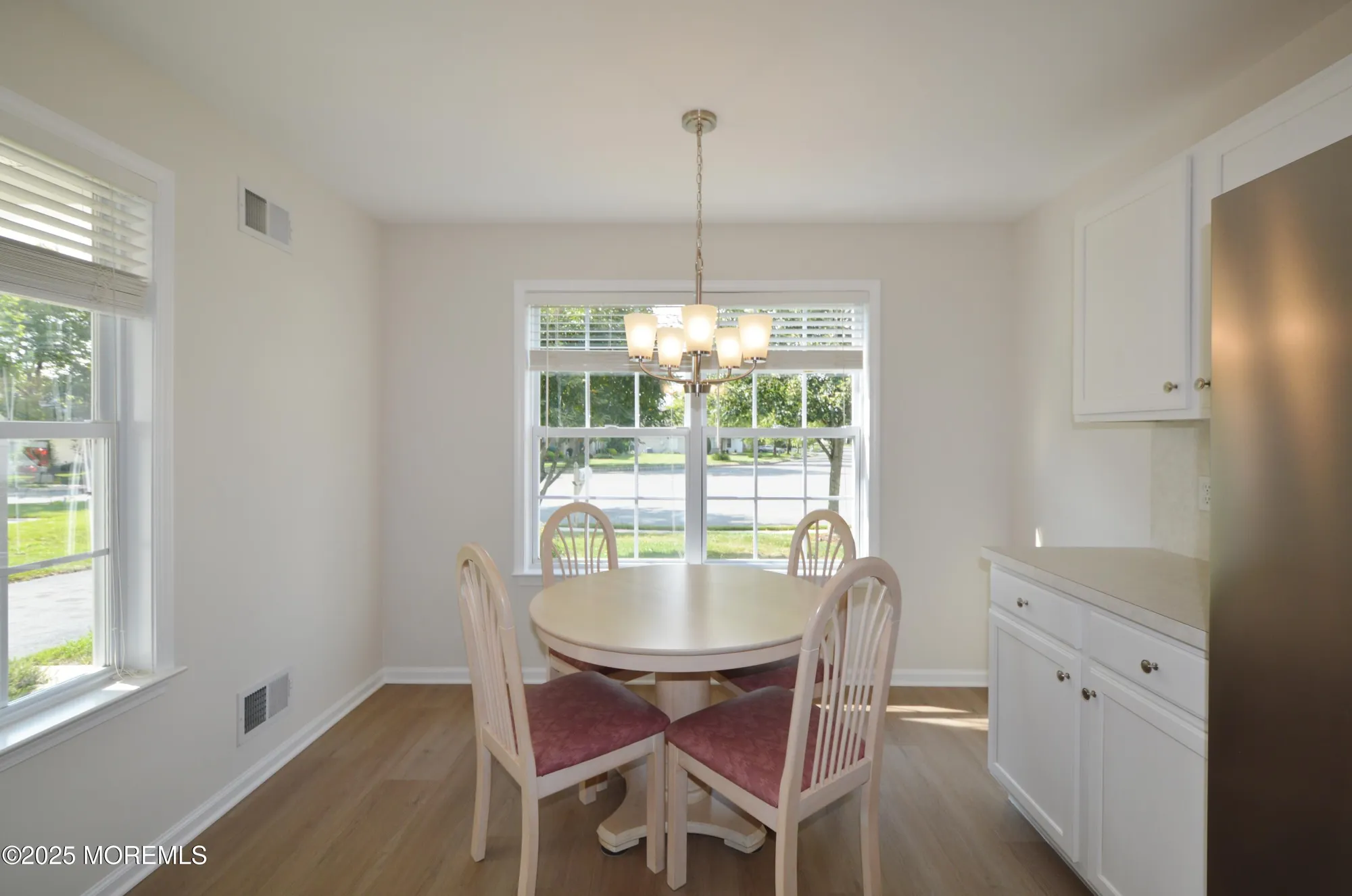 Property Slideshow image 13 of 52 | 3229 flagstone ct, Toms River, NJ, 08755
