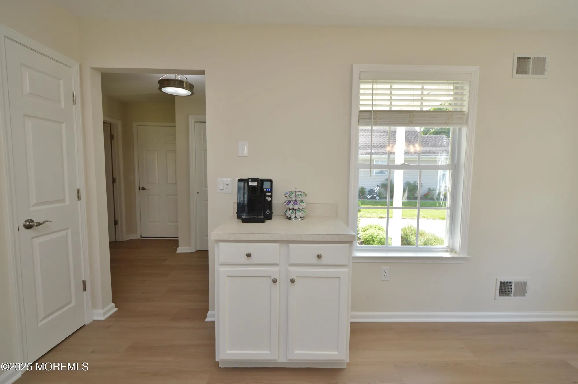 Property Slideshow image 15 of 52 | 3229 flagstone ct, Toms River, NJ, 08755