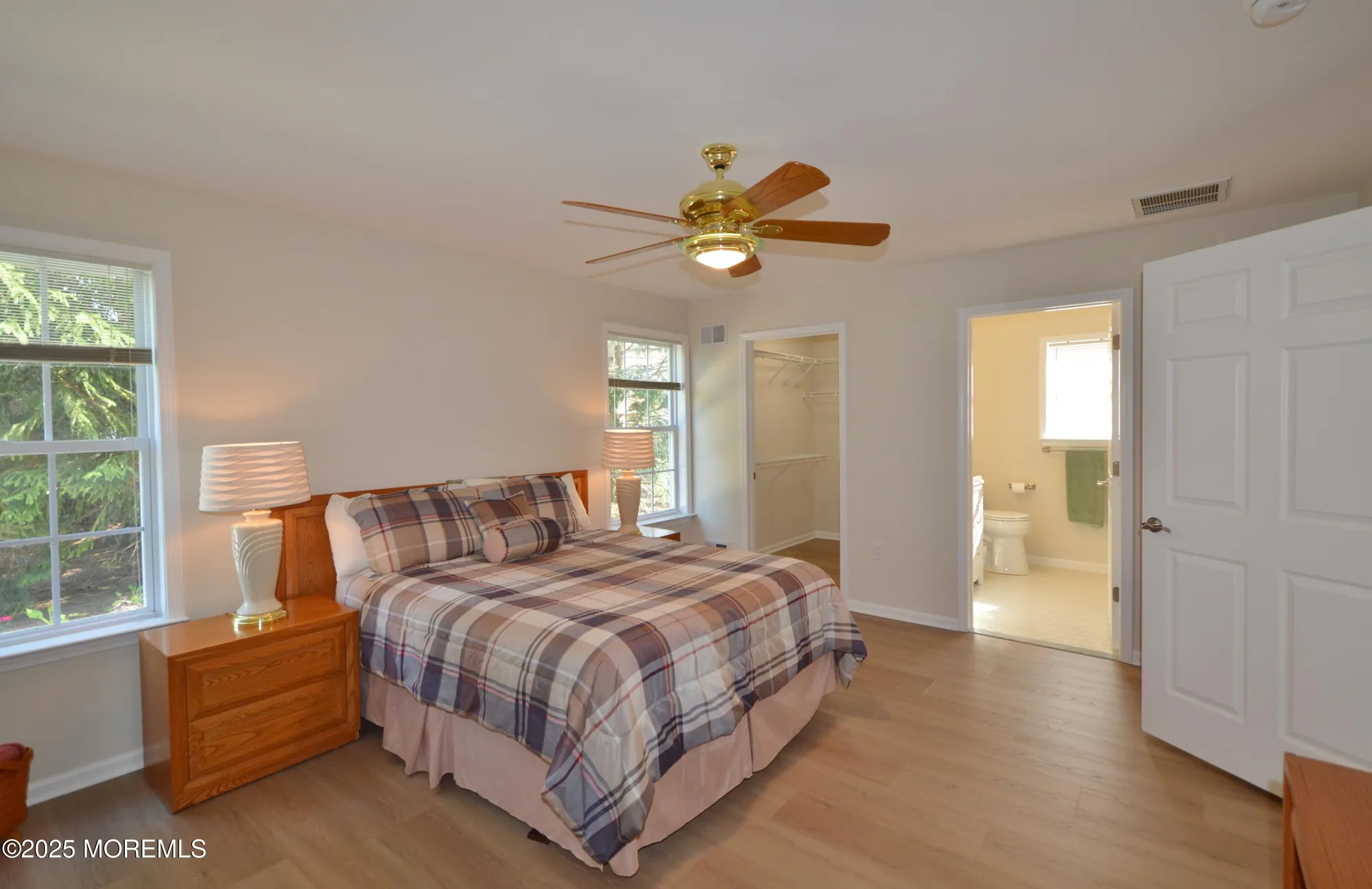 Property Slideshow image 28 of 52 | 3229 flagstone ct, Toms River, NJ, 08755