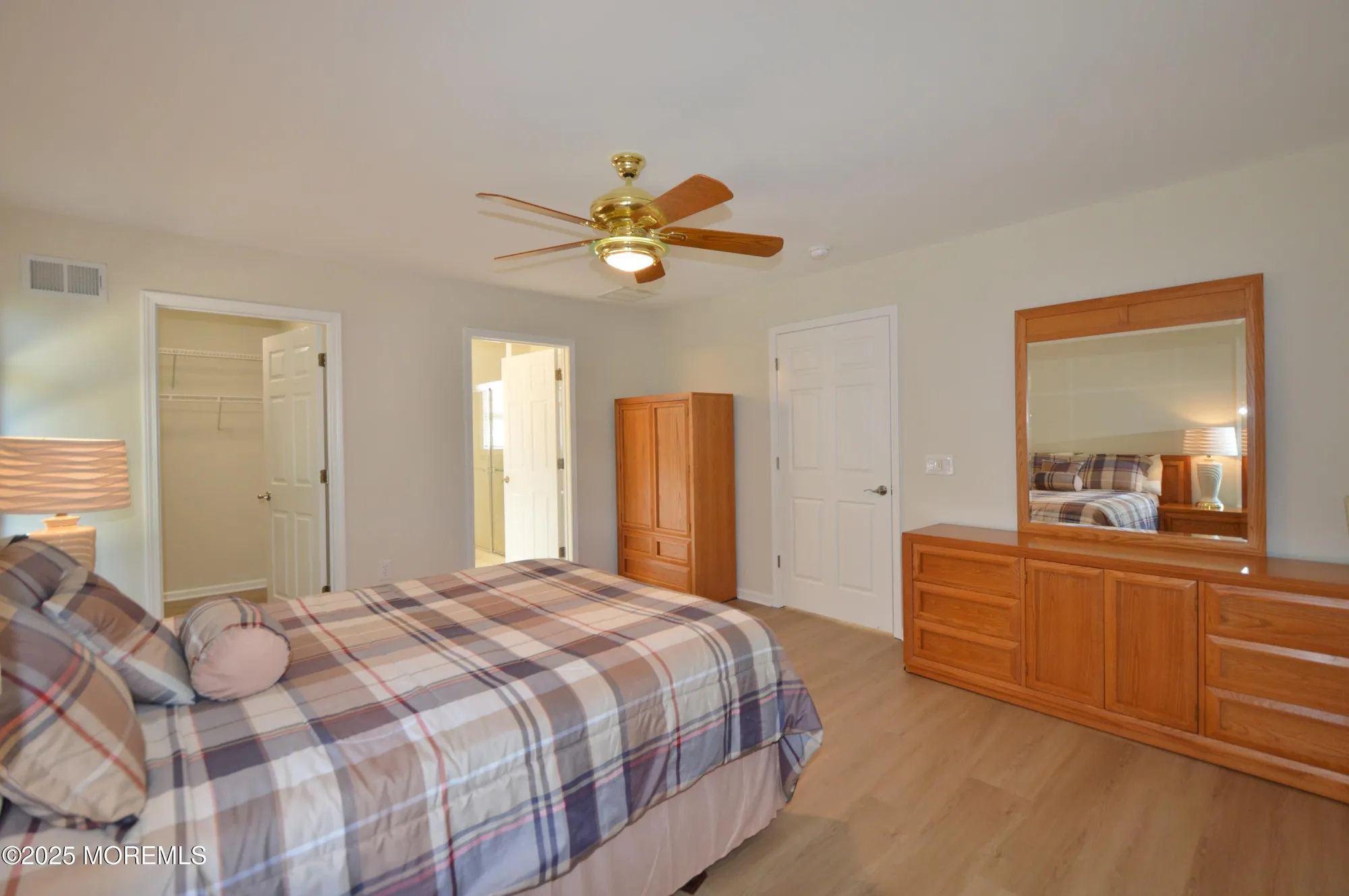 Property Slideshow image 29 of 52 | 3229 flagstone ct, Toms River, NJ, 08755