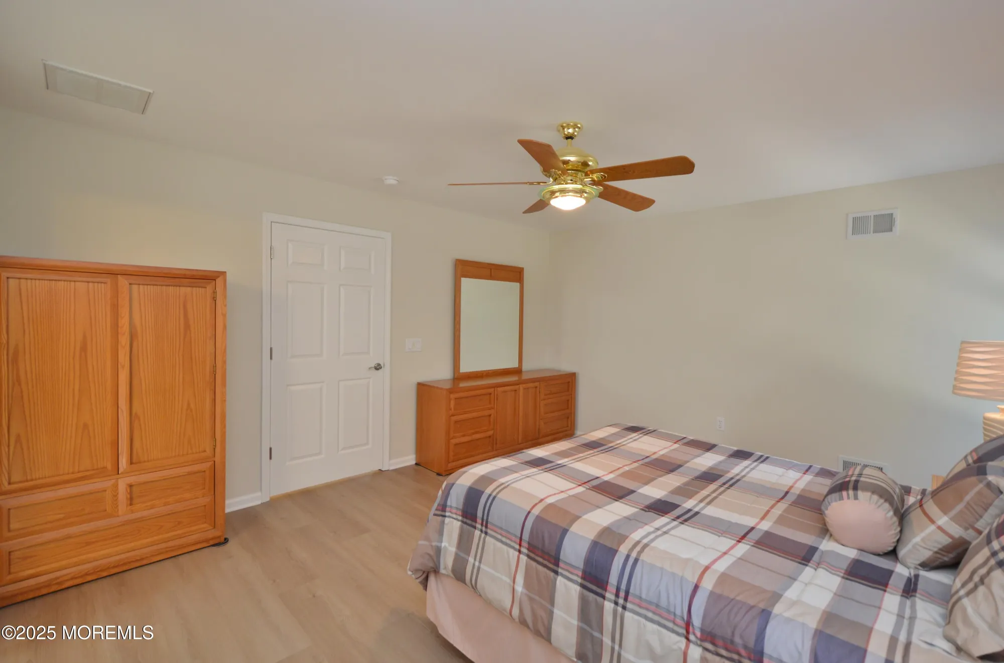 Property Slideshow image 30 of 52 | 3229 flagstone ct, Toms River, NJ, 08755