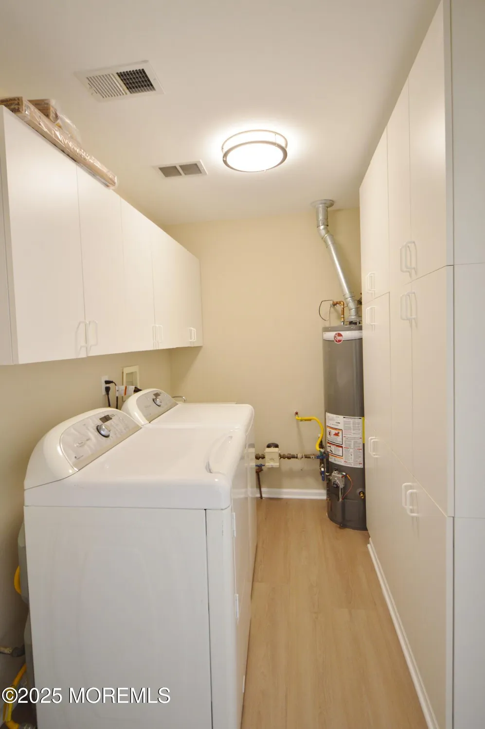 Property Slideshow image 39 of 52 | 3229 flagstone ct, Toms River, NJ, 08755